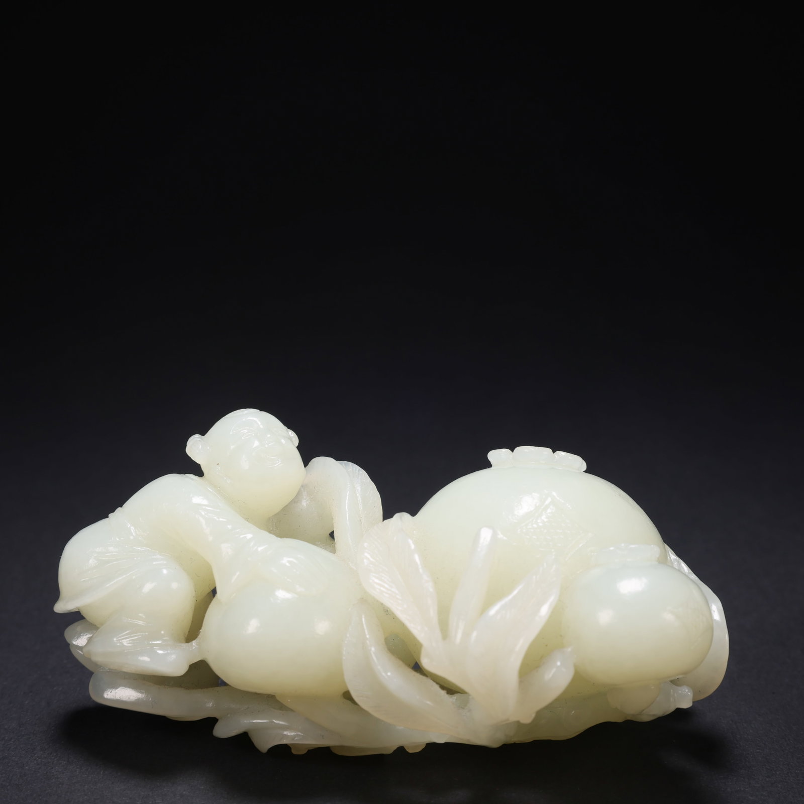 A HETIAN JADE CHILD'S BRUSH WASHER (1 of 9)