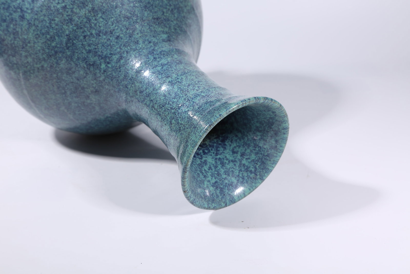 A LUJUN-GLAZED STRING-PATTERNED APPRECIATION VASE - 8