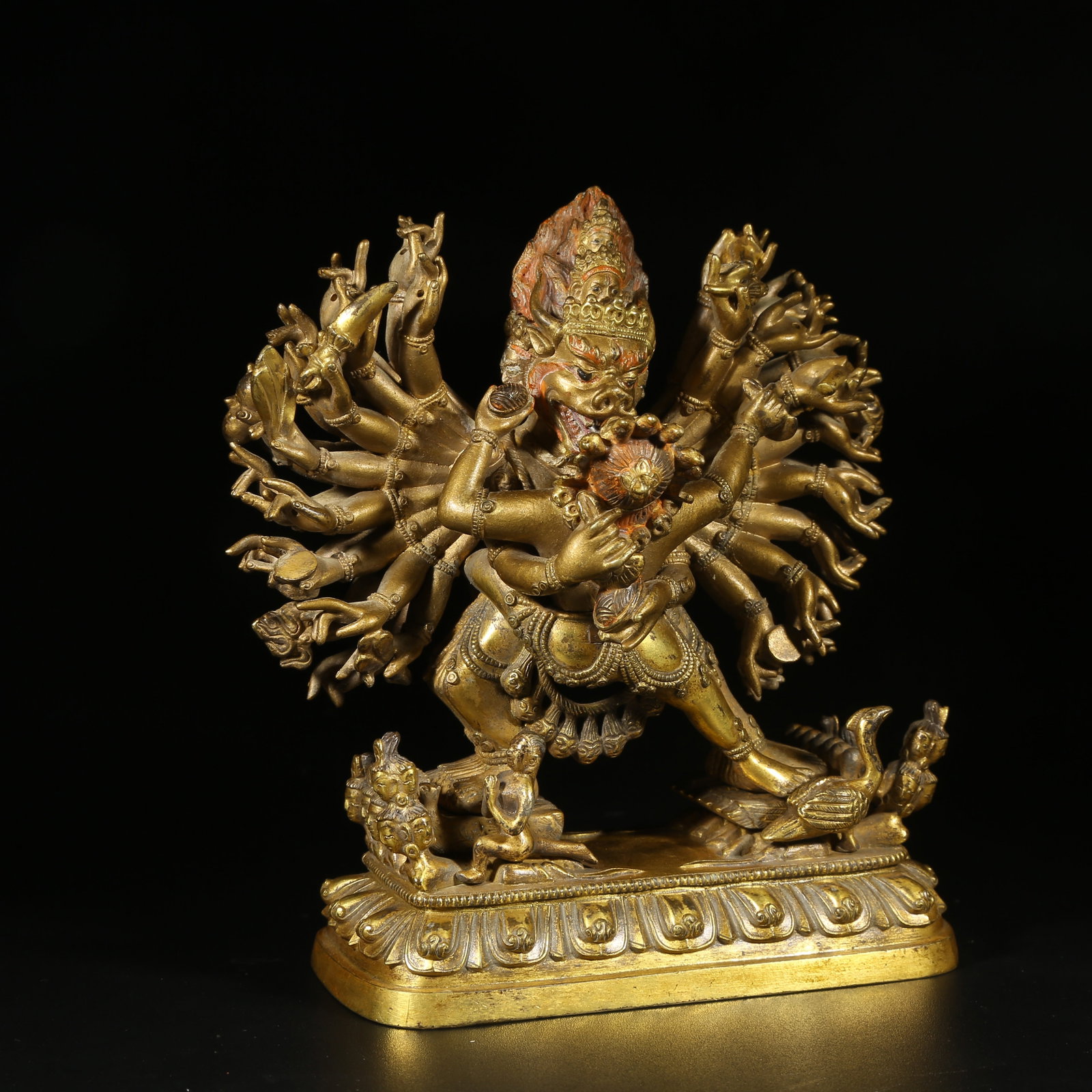 A GILT-BRONZE STATUE OF VAJRABHAIRAVA (YAM?NTAKA): Gilt-Bronze Statue of Vajrabhairava (Yam??ntaka)