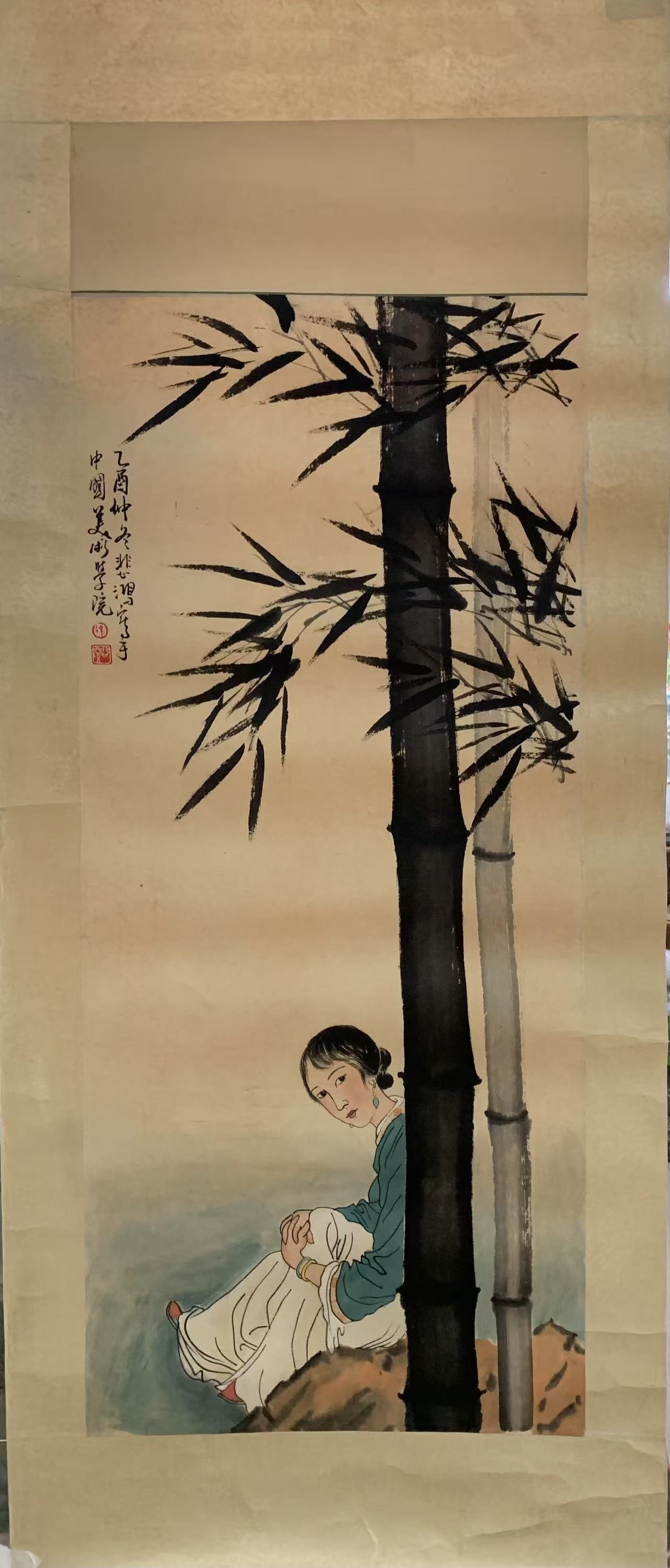A FIGURE PAINTING ON PAPER BY XU BEIHONG.徐悲鴻 (1 of 5)