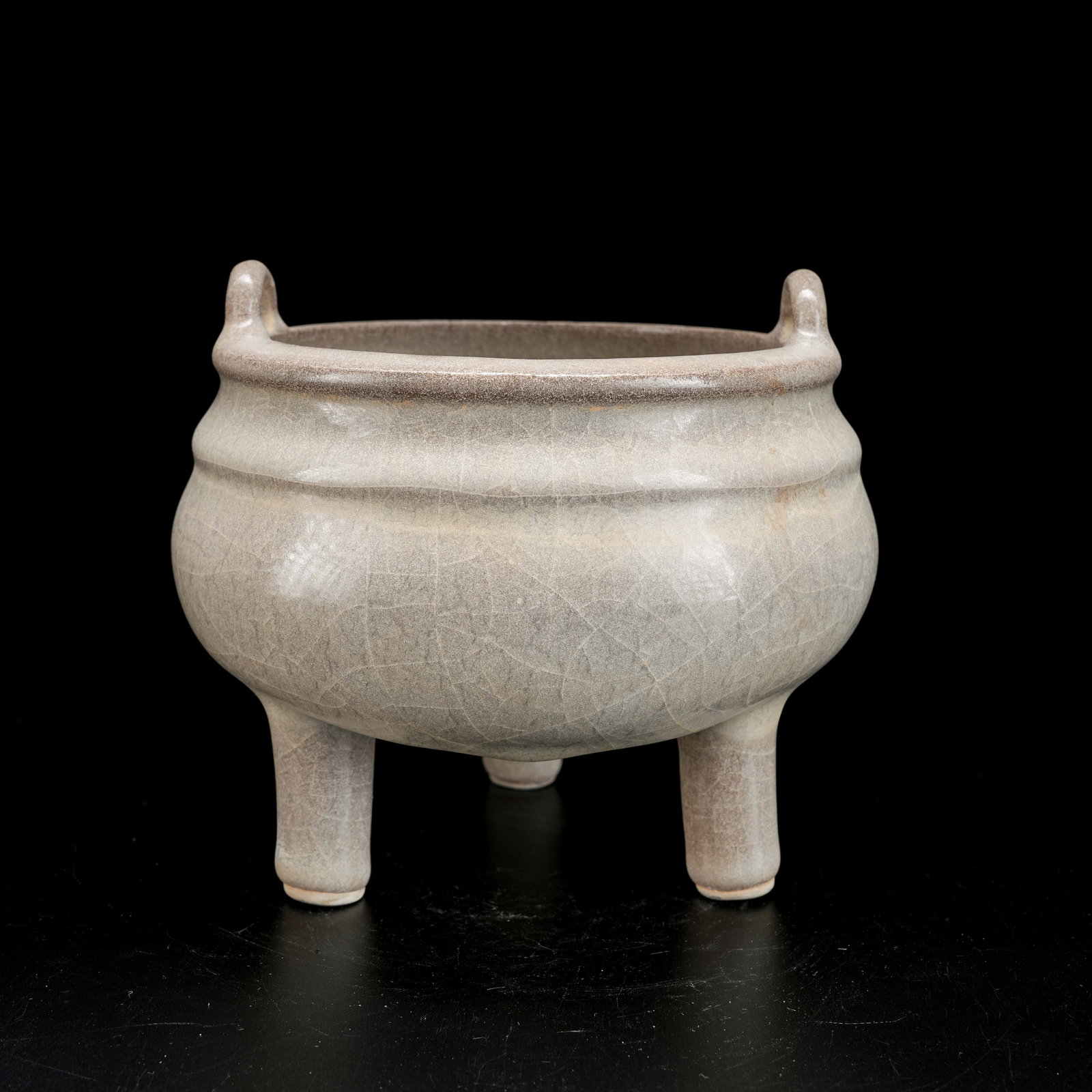 A OFFICIAL KILN THREE-LEGGED BRIDGE-HANDLED INCENSE BURNER (1 of 9)