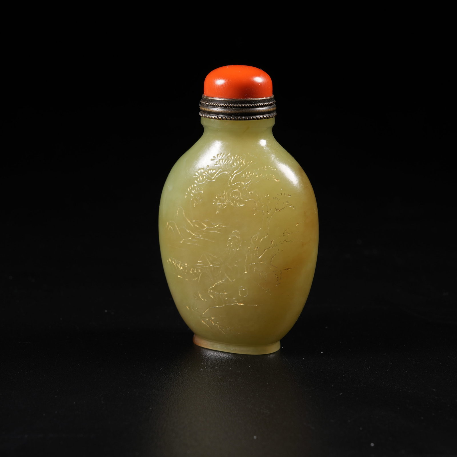 A HETIAN YELLOW JADE GILT-DECORATED SNUFF BOTTLE WITH SCHOLAR BENEATH PINE SCENE (1 of 9)