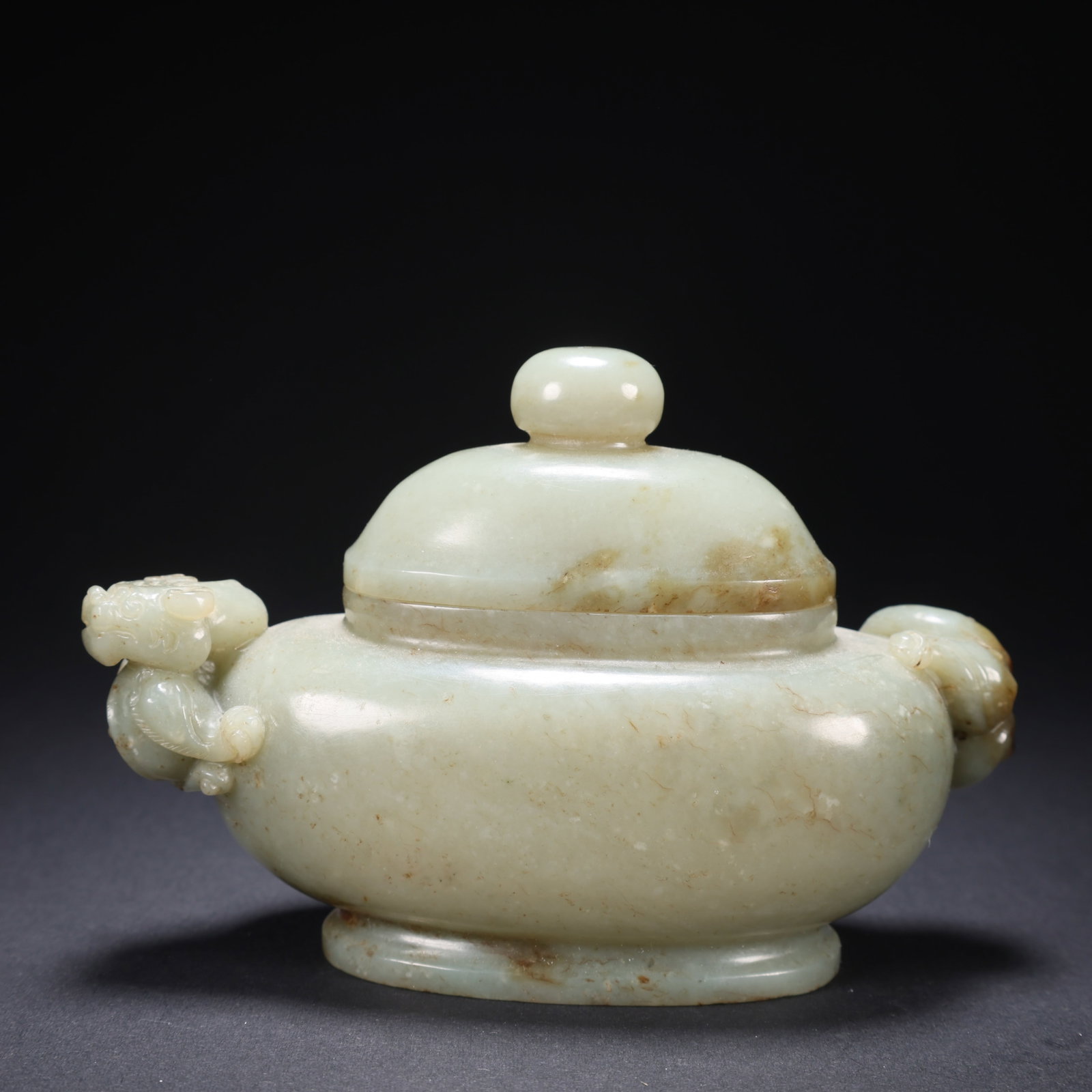 A HETIAN JADE CHI-DRAGON COVERED CENSER (1 of 9)