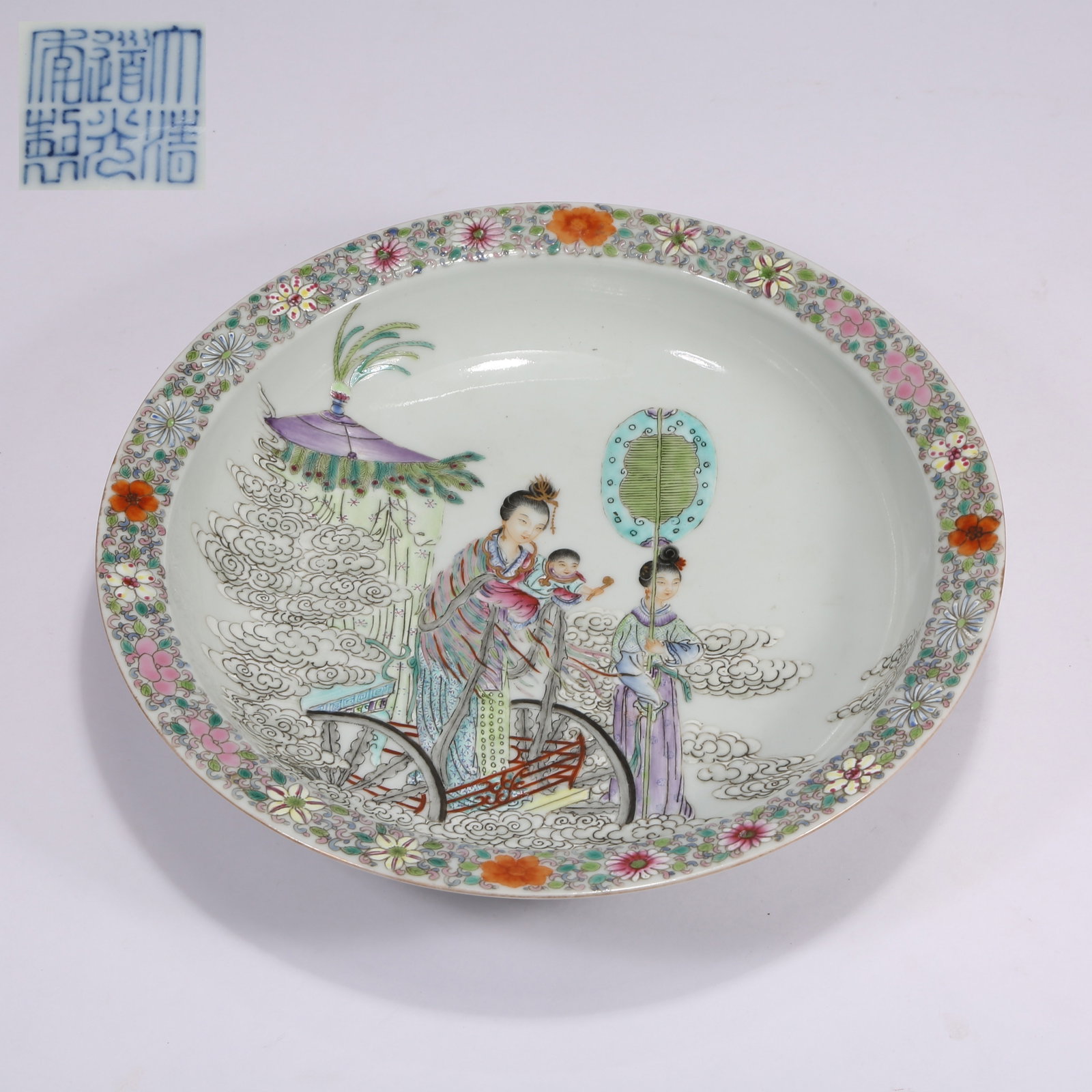 A FAMILLE ROSE FOLDED-RIM DISH WITH FIGURES (1 of 8)