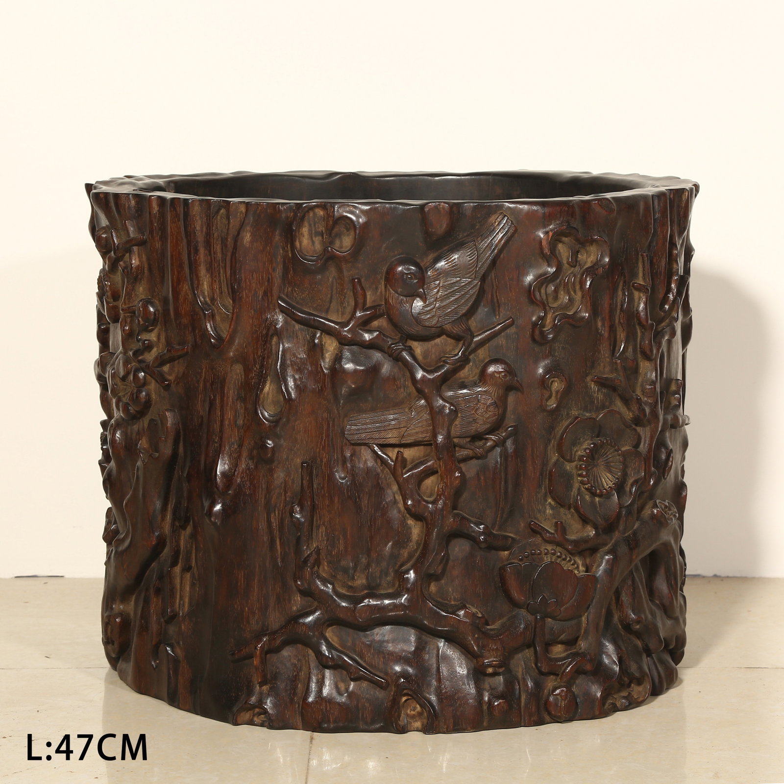 A ZITAN BRUSH WASHER WITH FLOWER AND BIRD PATTERN: Zitan Brush Washer with Flower and Bird Pattern