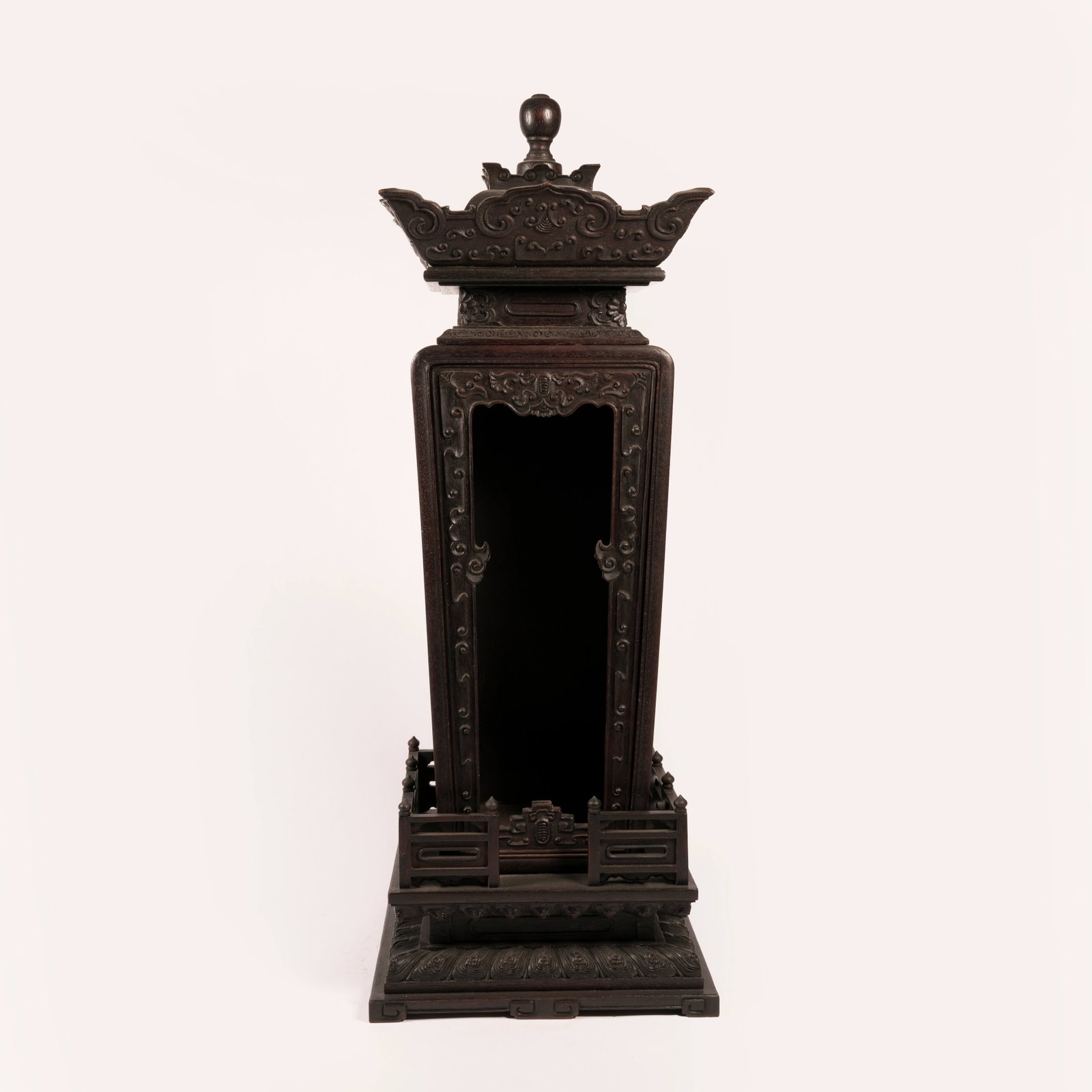 A ZITAN BUDDHIST SHRINE: Zitan Buddhist Shrine