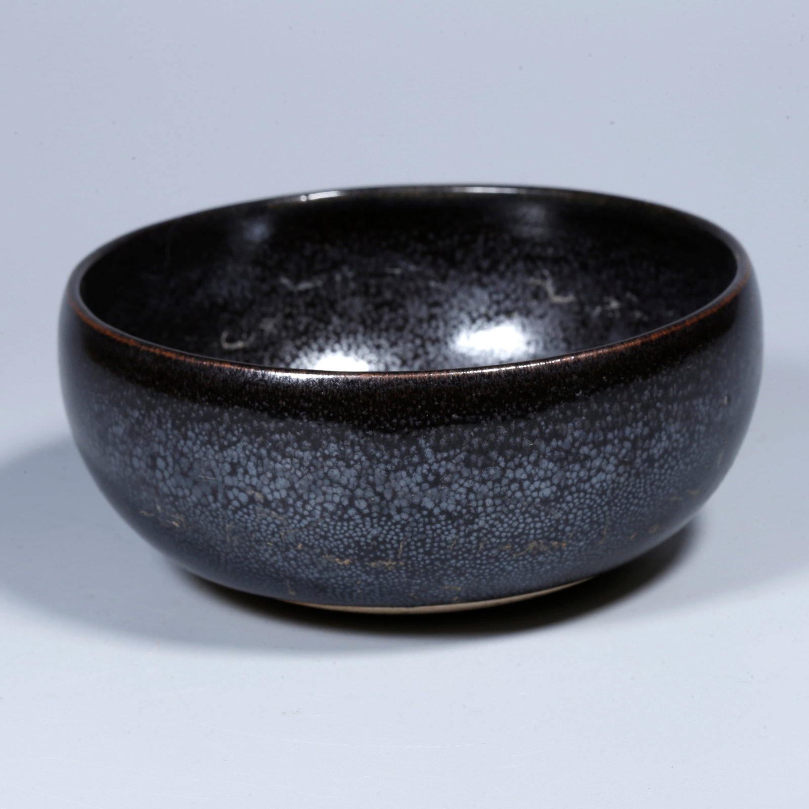 A JIZHOU KILN BOWL (1 of 9)