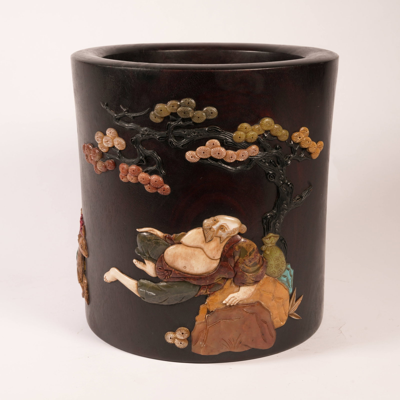 A HUANGHUALI "HUNDRED TREASURES" INLAID BRUSH POT WITH PEACOCK MOTIF (1 of 9)