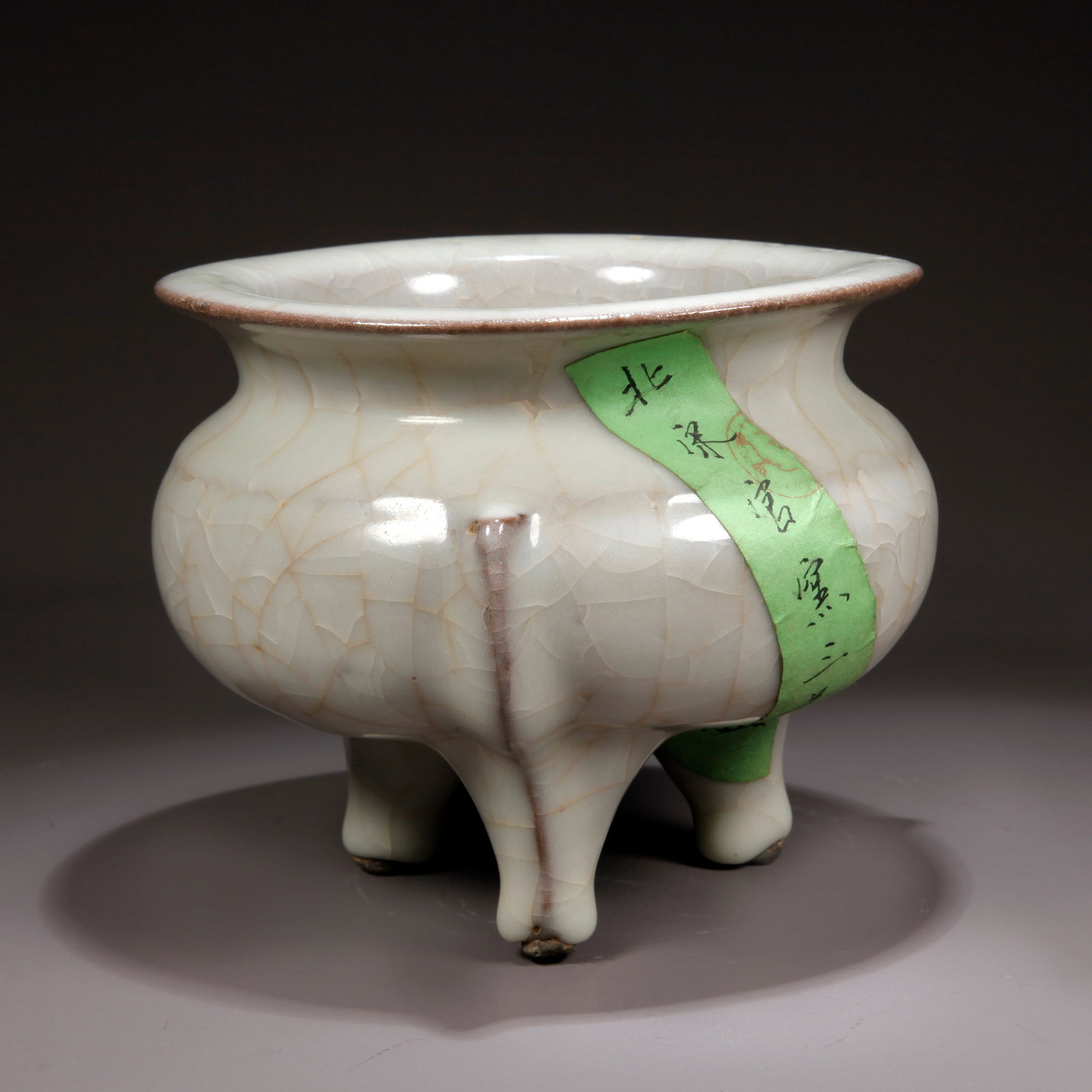 A IMPERIAL KILN TRIPOD CENSER (1 of 9)
