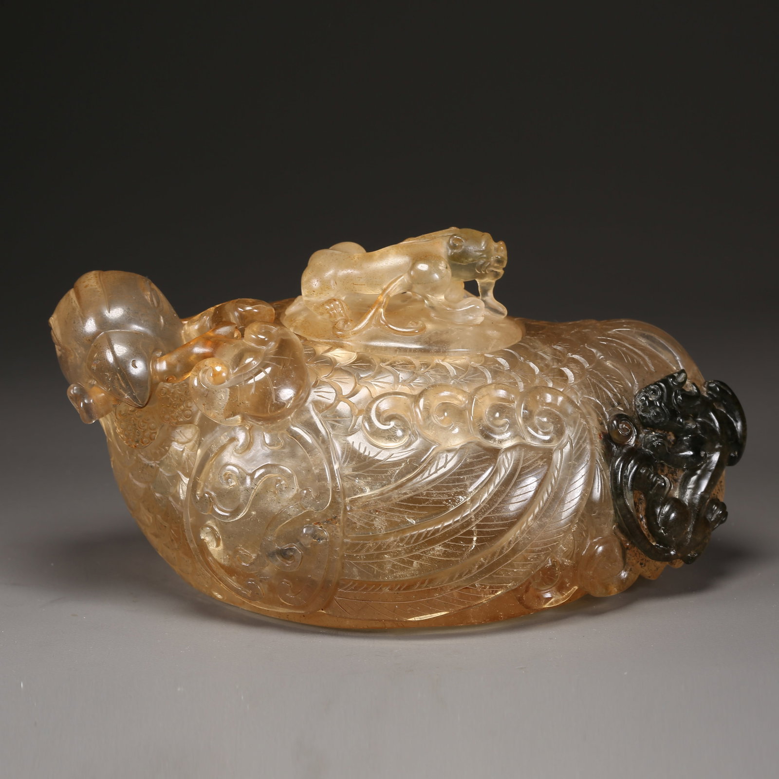 A CRYSTAL DOVE-SHAPED INCENSE BURNER (1 of 9)