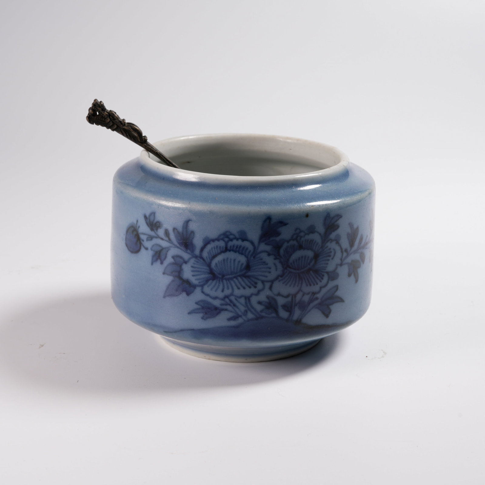 A SKY BLUE-GLAZED FLORAL MOTIF BRUSH WASHER: Sky Blue-Glazed Floral Motif Brush Washer