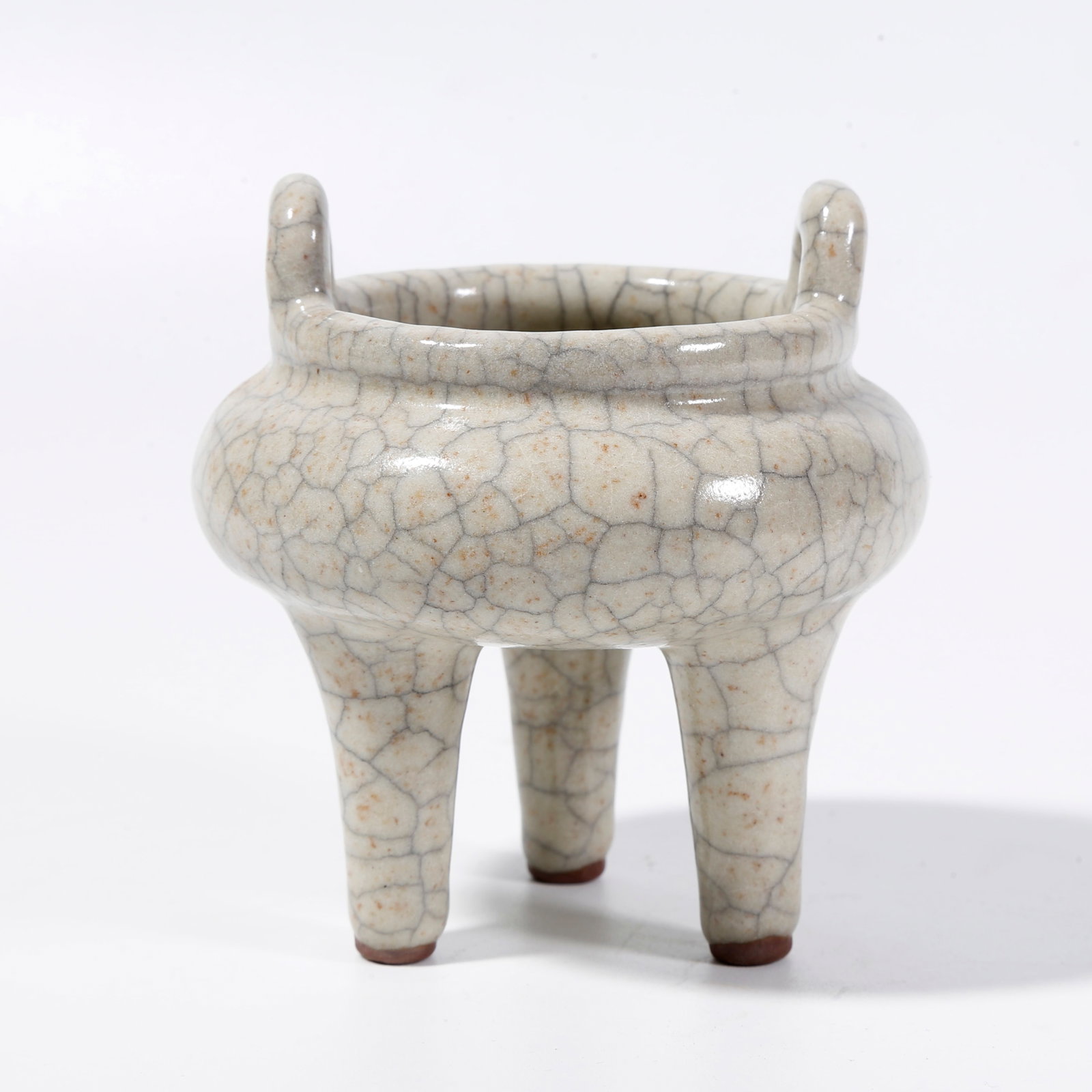 A TRIPOD INCENSE BURNER FROM GE KILN: Tripod Incense Burner from Ge Kiln