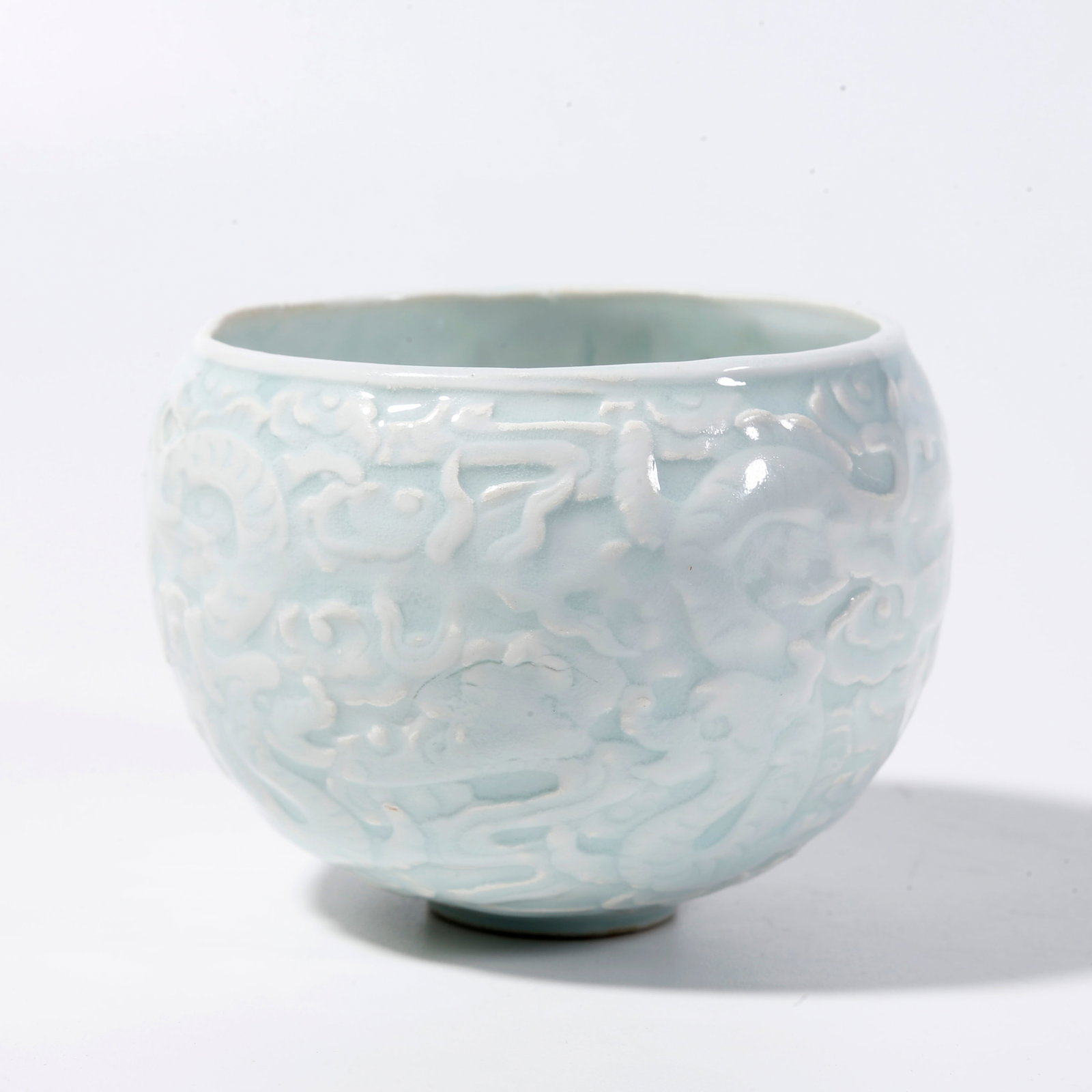 A JAR WITH DRAGON MOTIF FROM HUTIAN KILN (1 of 8)