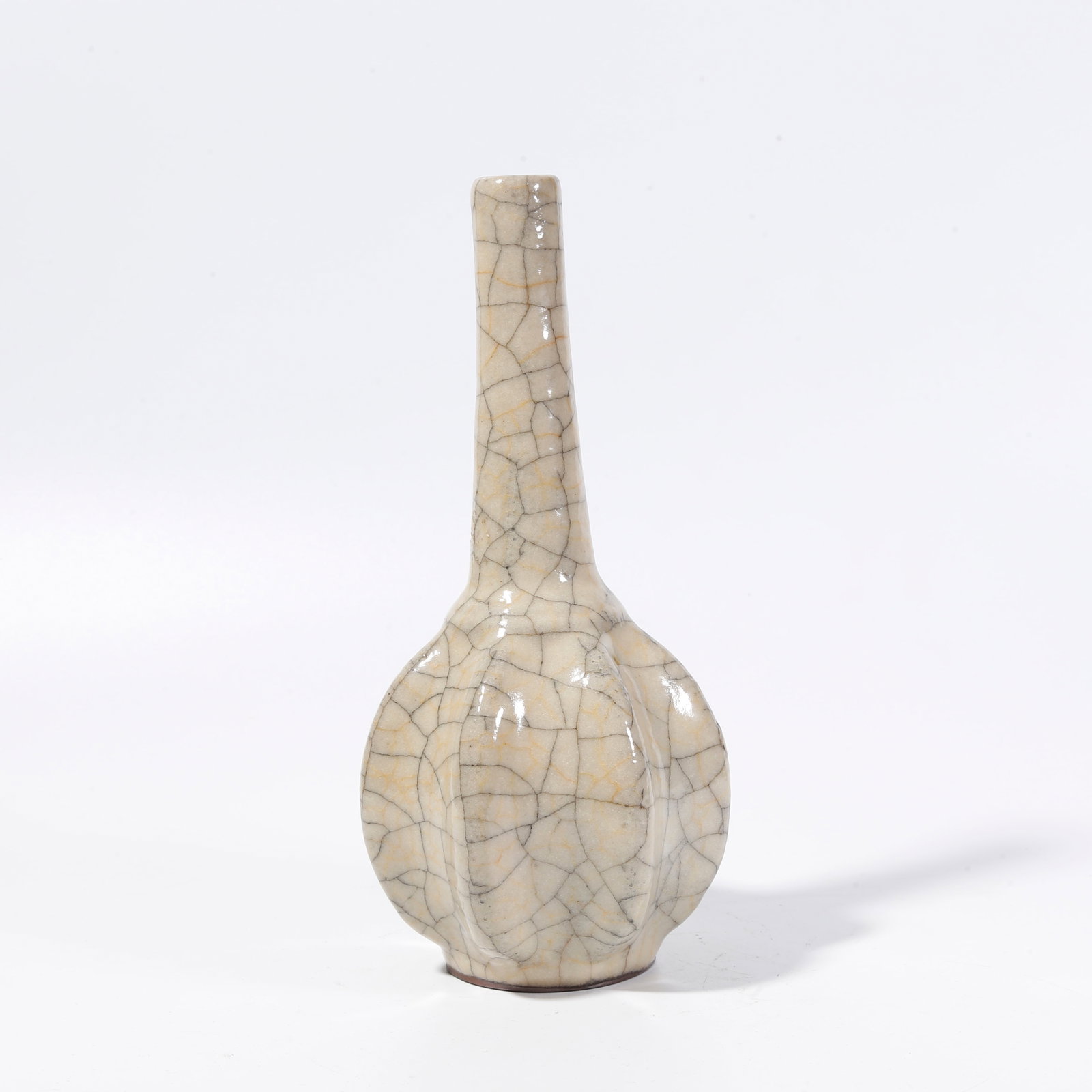 A LONG-NECKED VASE FROM GE KILN (1 of 10)