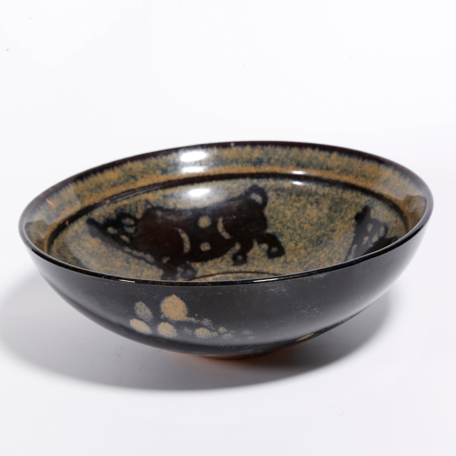 A JIZHOU KILN SPLASHED-COLOR BOY-HERDING-OX AND LOTUS PATTERN BOWL (1 of 10)