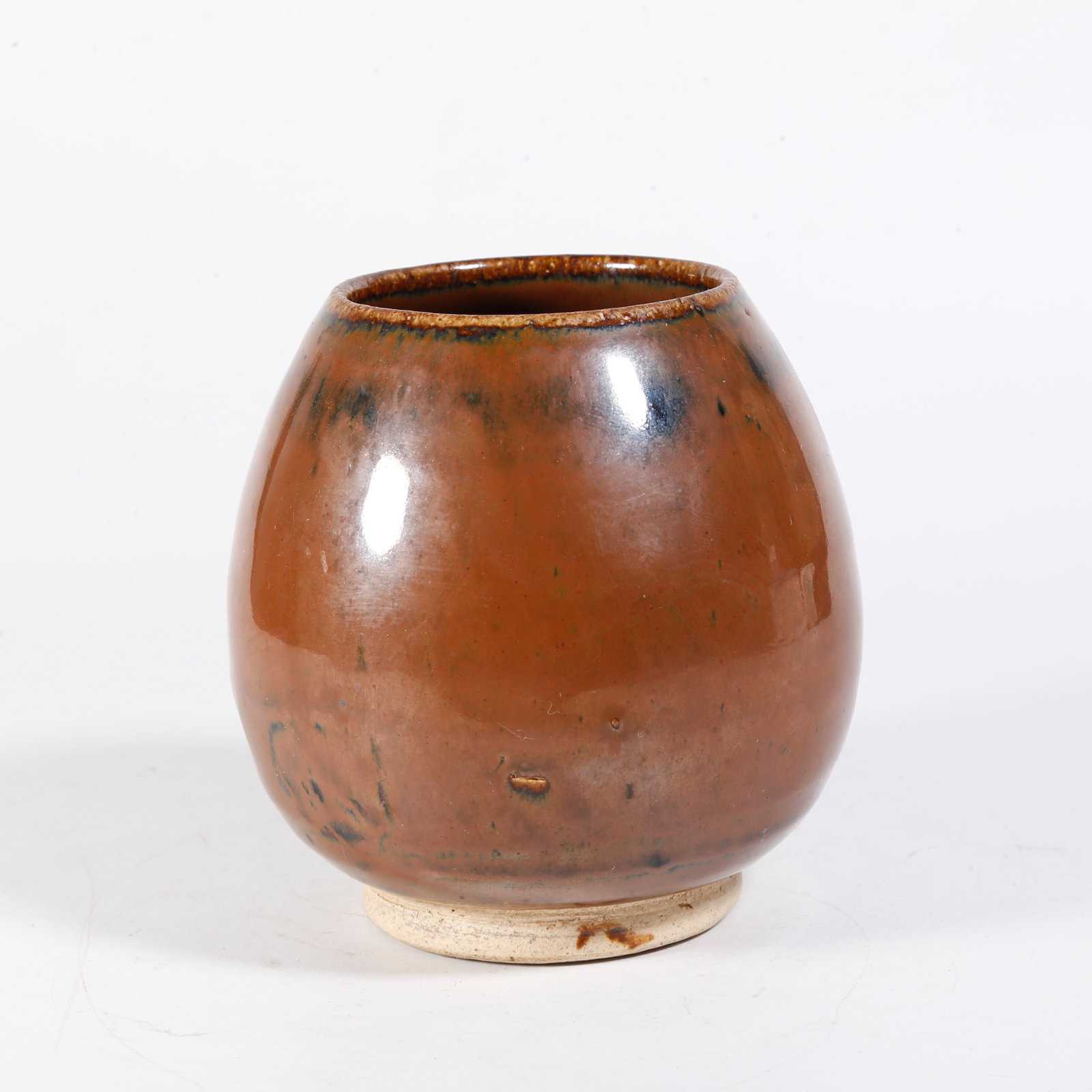 A PURPLE-GOLD GLAZE HEART-SHAPED JAR: Purple-gold Glaze Heart-shaped Jar