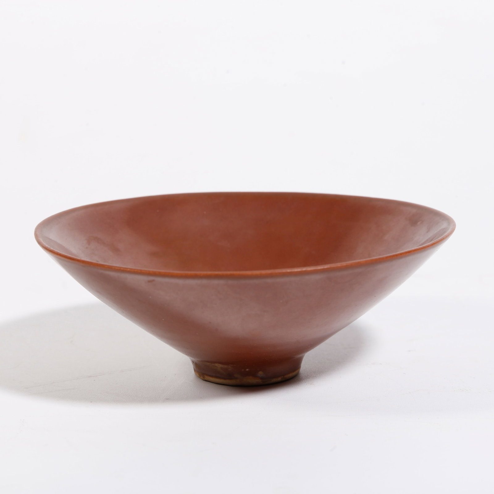 A PURPLE-GOLD GLAZE TEA CUP (1 of 9)
