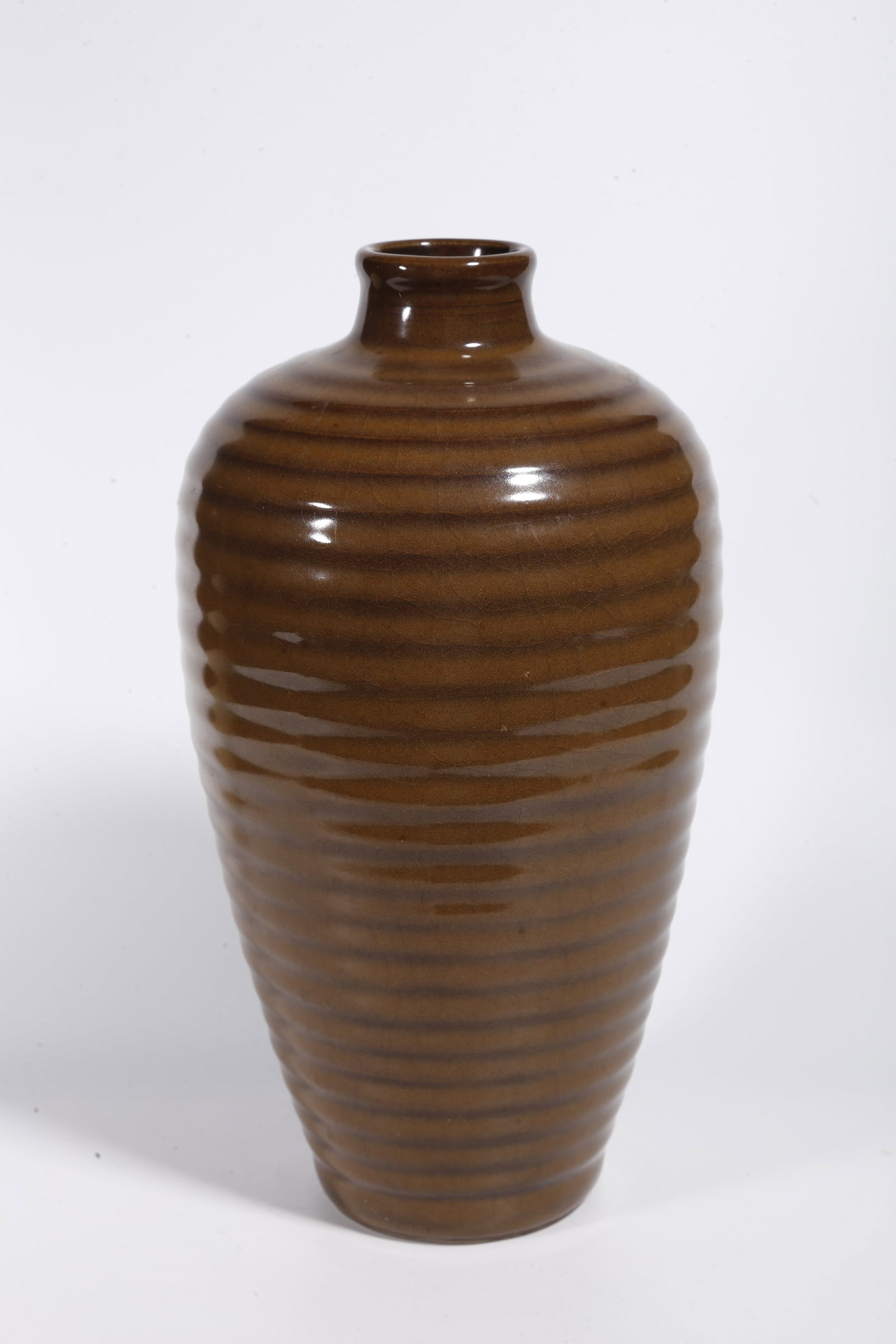 A BROWN GLAZE STRING PATTERN VASE - 2