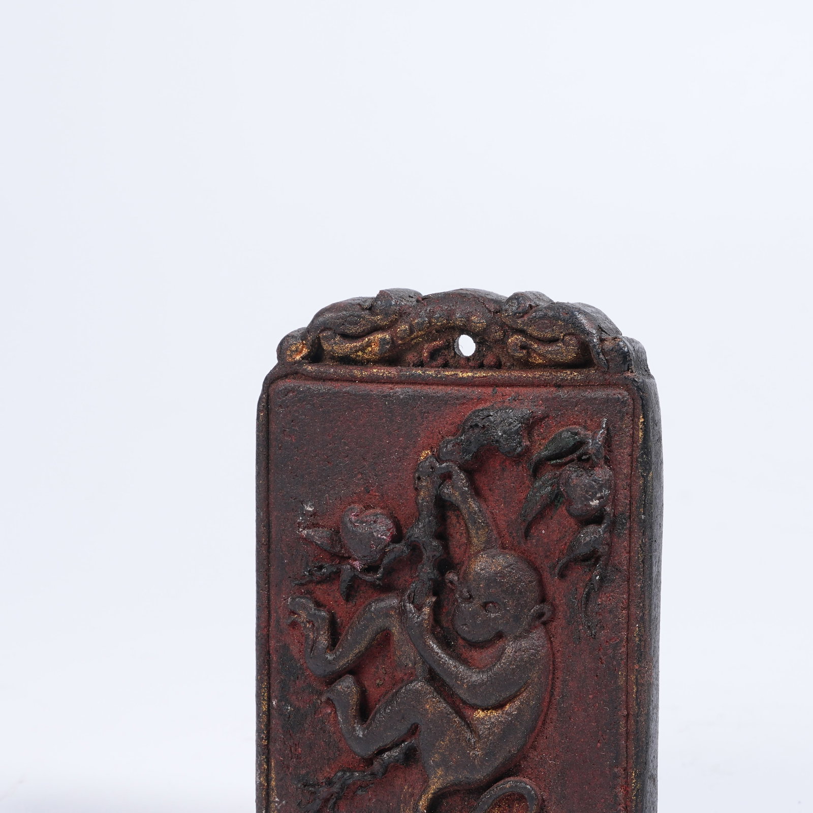 A INCENSE-CRAFTED MONKEY PRESENTING LONGEVITY PLAQUE - 2