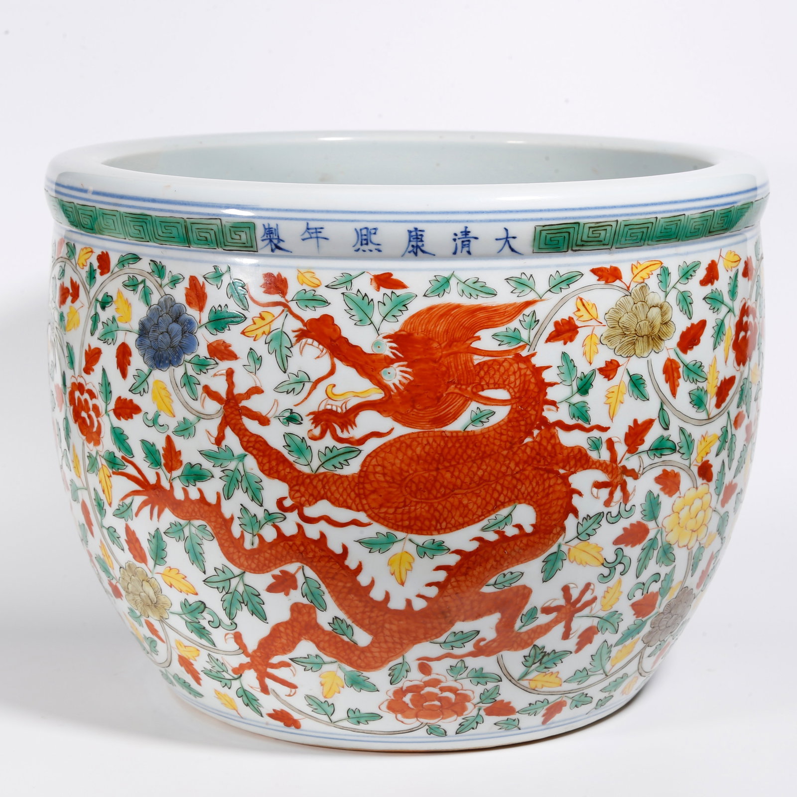 A DOUCAI FLOWER-WINDING DRAGON PATTERN VAT: Doucai Flower-winding Dragon Pattern Vat