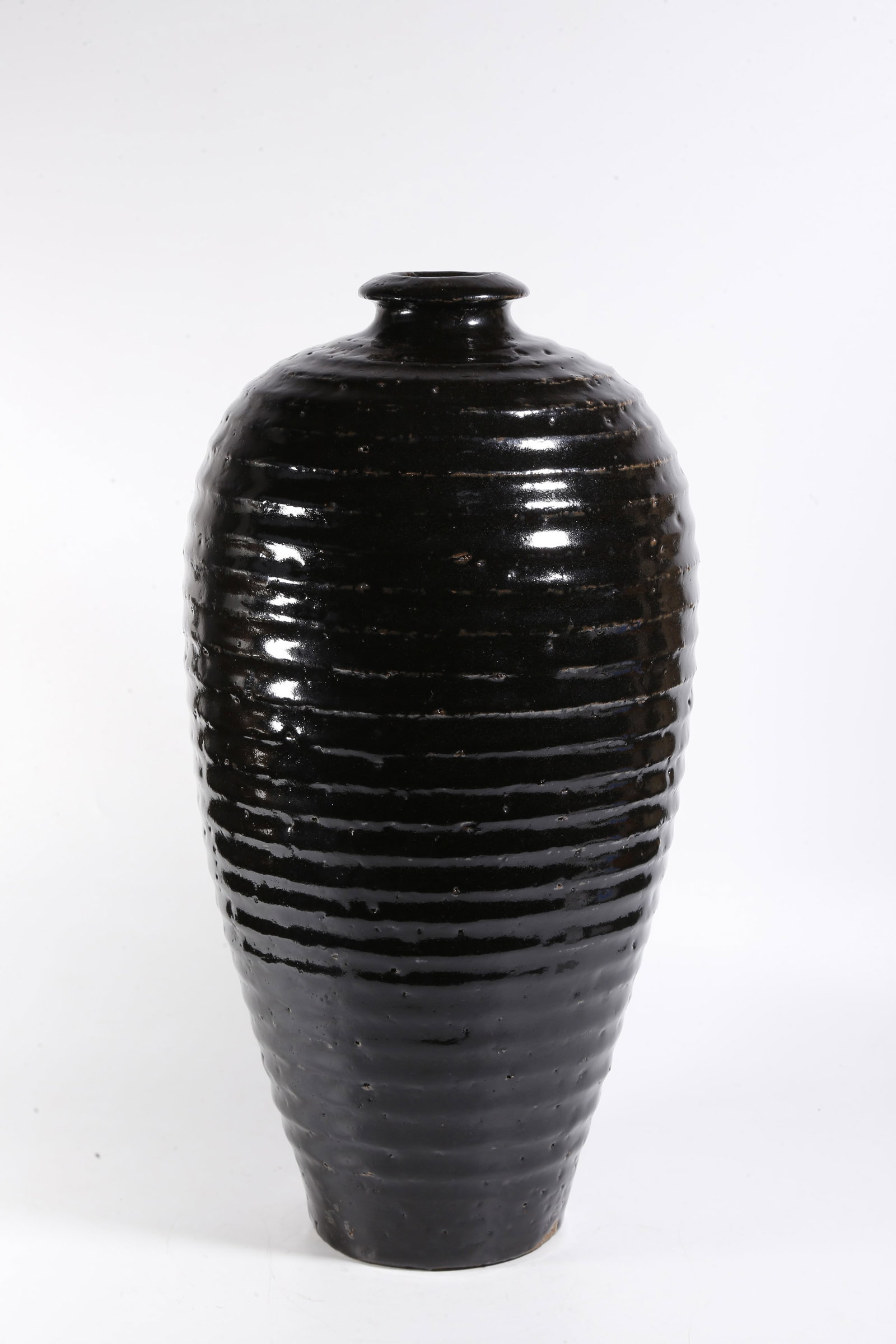 A BLACK GLAZE STRING-PATTERN PLUM VASE - 2