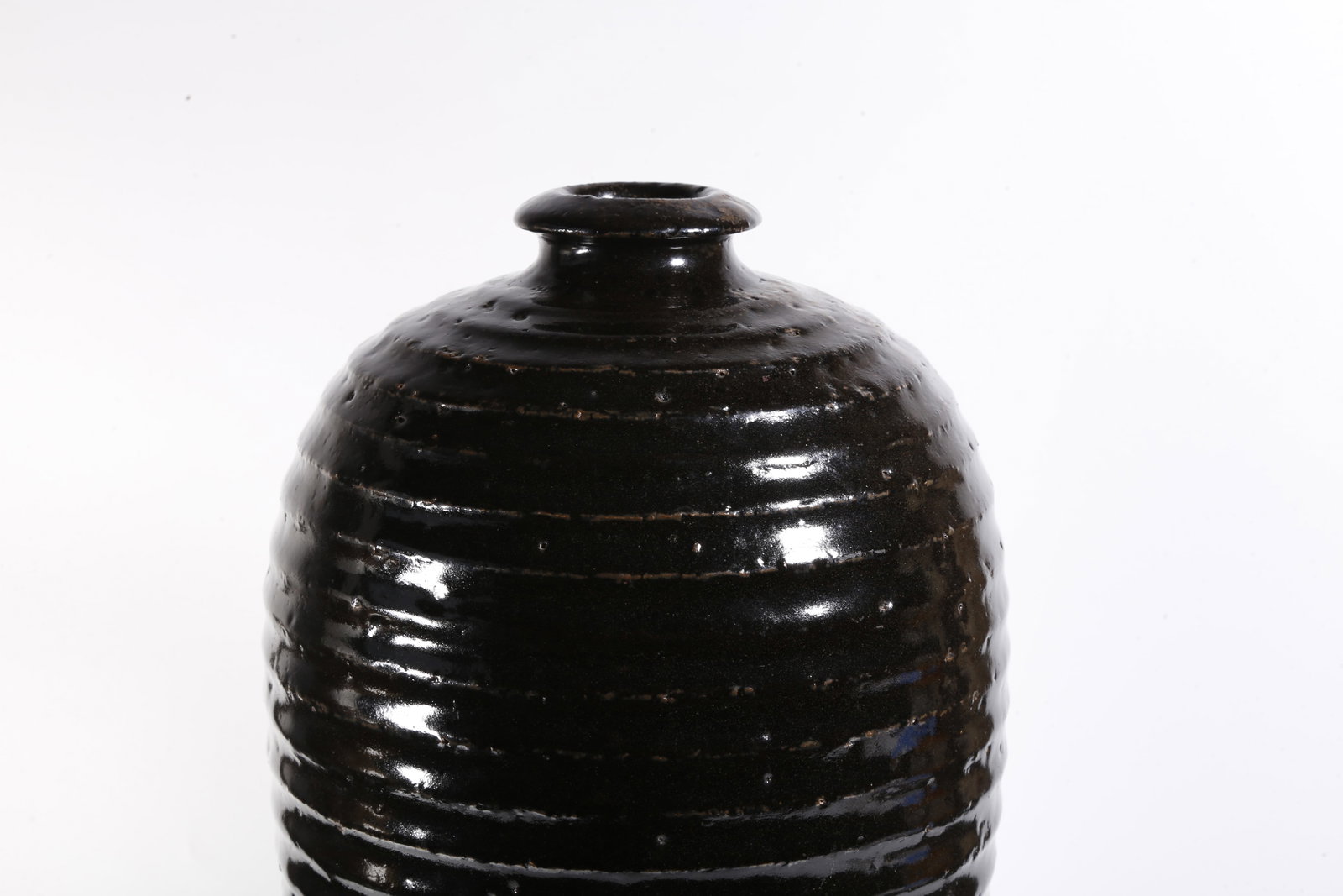 A BLACK GLAZE STRING-PATTERN PLUM VASE - 4