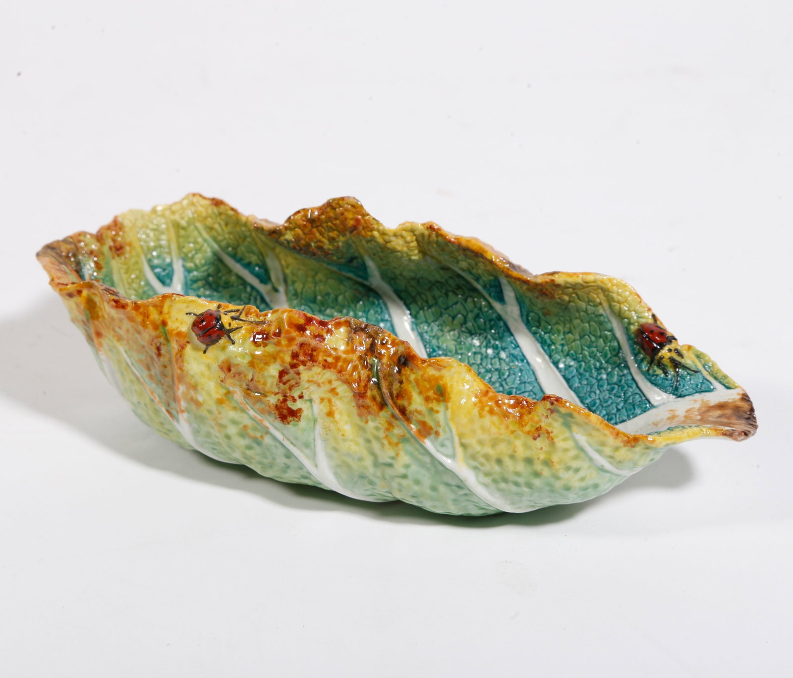 A IMITATION VEGETABLE-SHAPED PORCELAIN WASHER: Imitation Vegetable-shaped Porcelain Washer