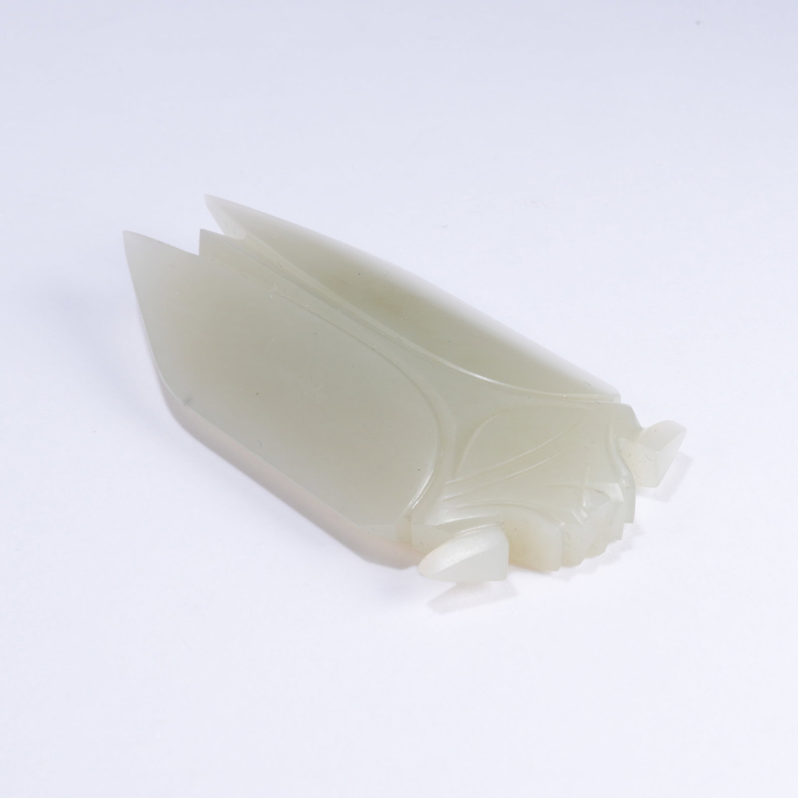 A HETIAN JADE CICADA (1 of 8)