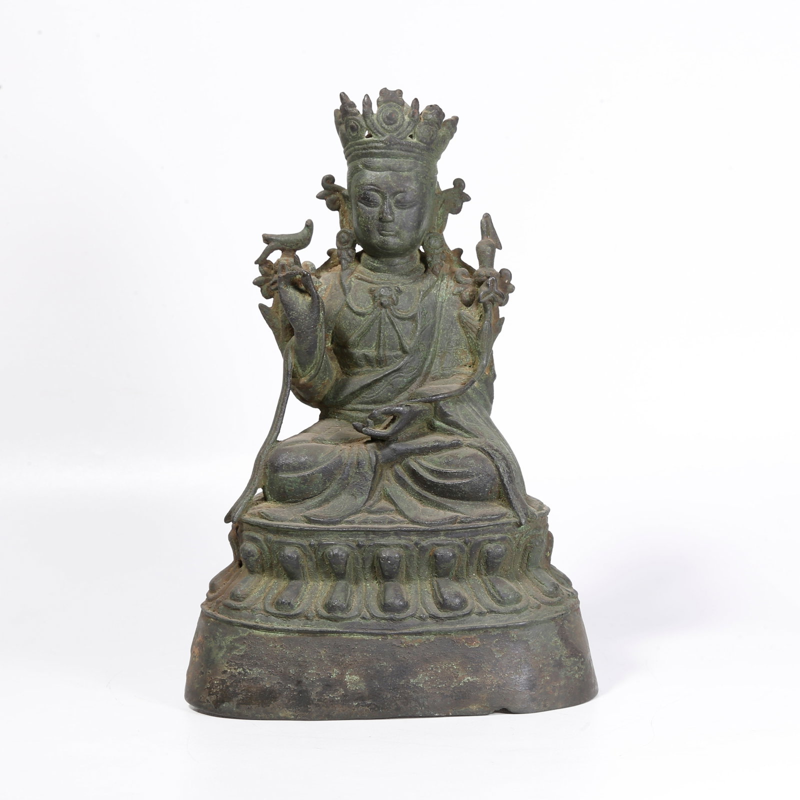 A BRONZE BODHISATTVA STATUE (1 of 9)