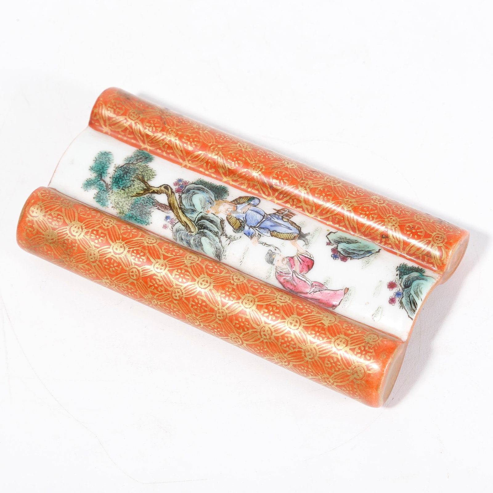 A FAMILLE ROSE INK REST WITH FIGURE STORY PATTERN (1 of 9)