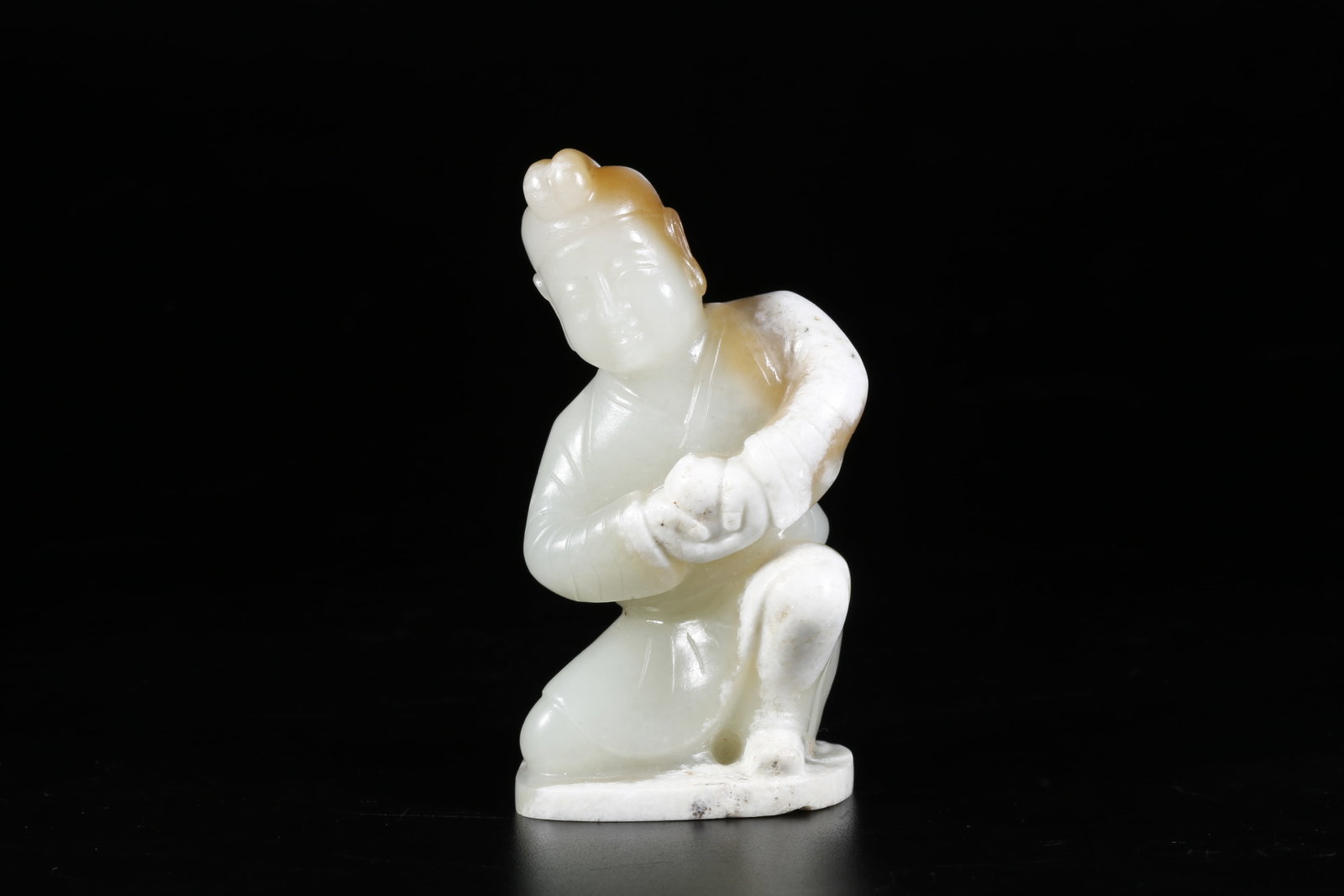 A NEPHRITE CARVING FIGURE ORNAMENT (1 of 9)