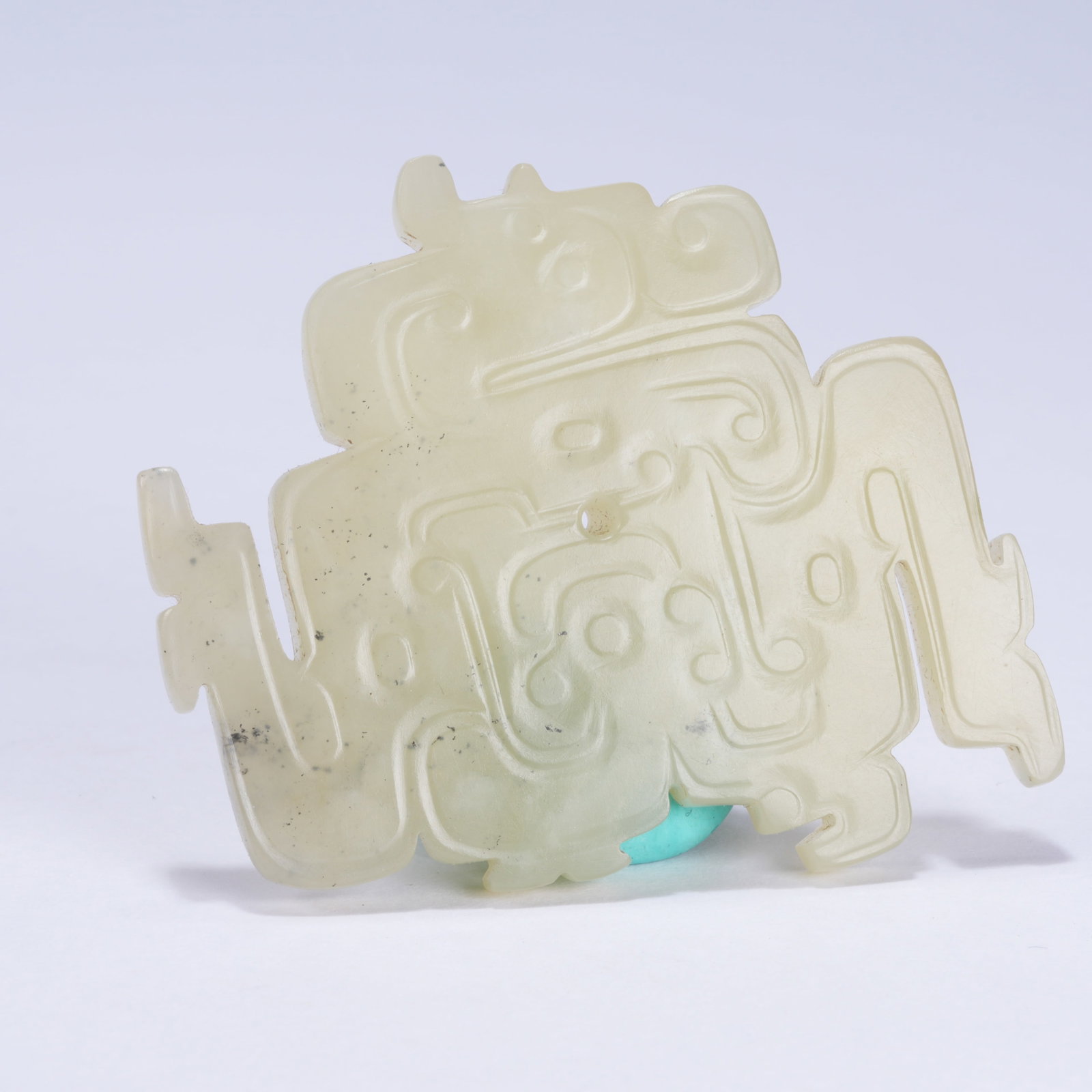 A HETIAN JADE CLOUD SCROLL PATTERN PENDANT - 7