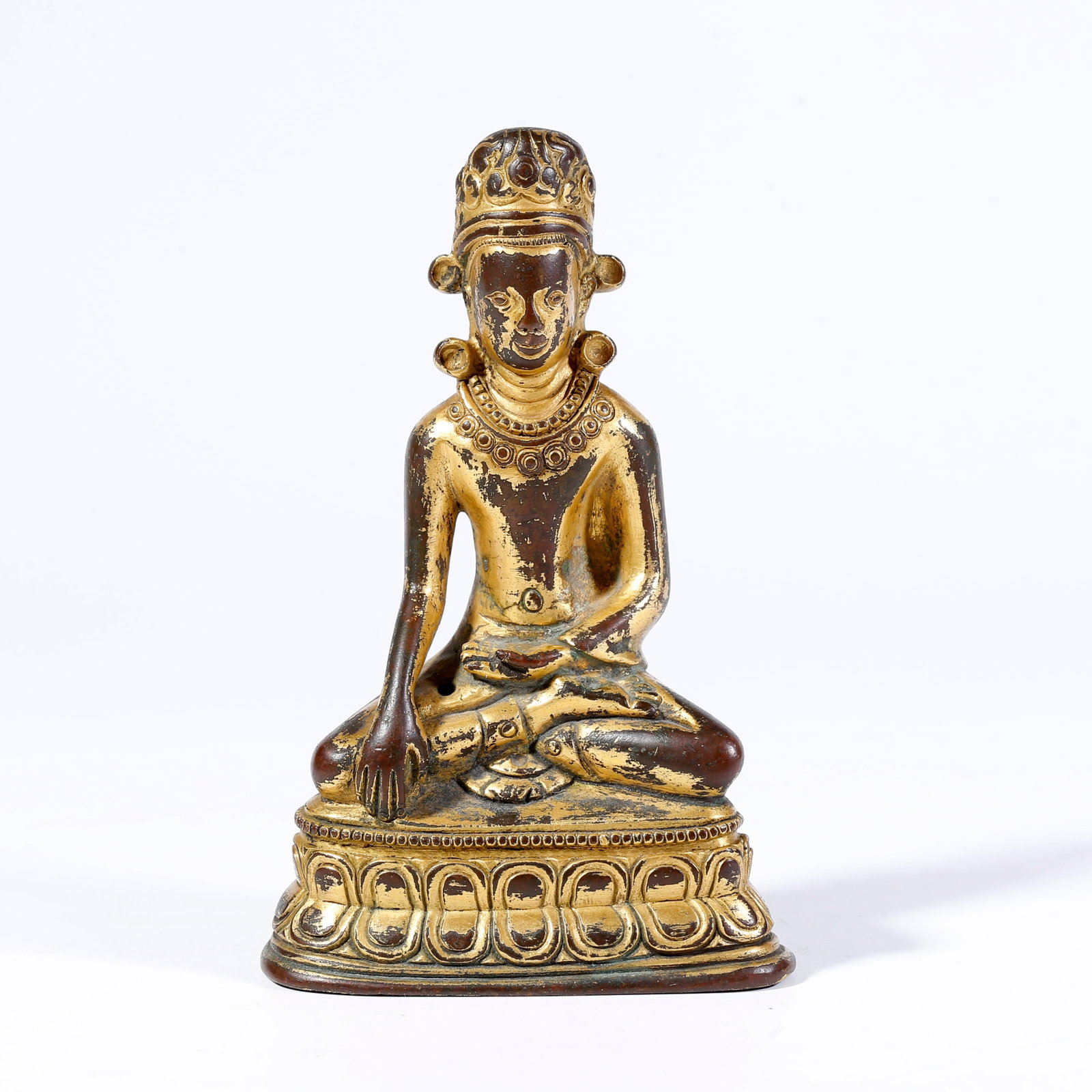 A GILT-BRONZE BUDDHA FIGURE (1 of 9)