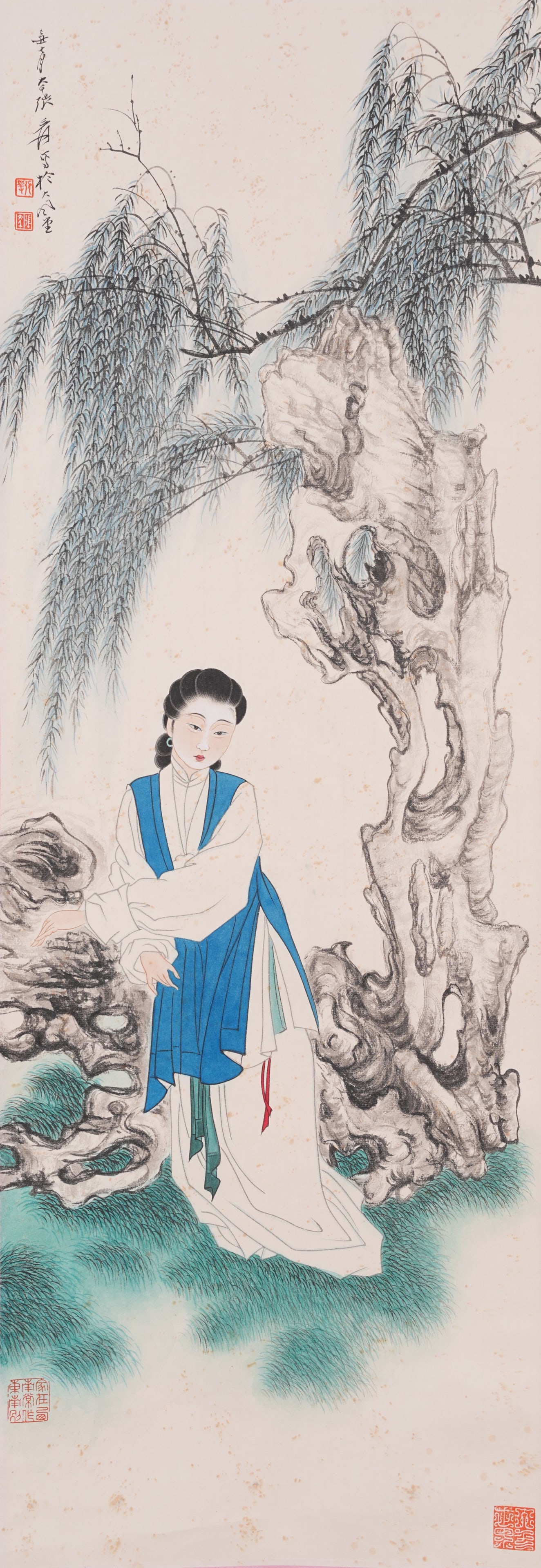 A BEAUTY PAINTING ON PAPER BY ZHANG DAQIAN.張大千: Beauty Painting on Paper by Zhang Daqian.張大千