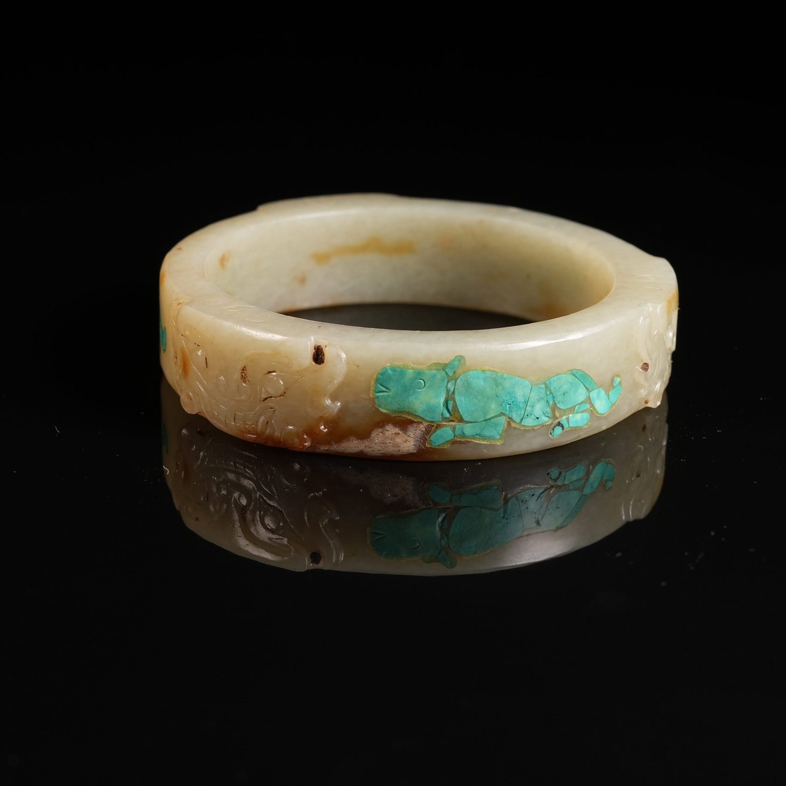 A ANCIENT JADE TURQUOISE-INLAID BIZARRE BEAST MASK PATTERN BANGLE (1 of 9)