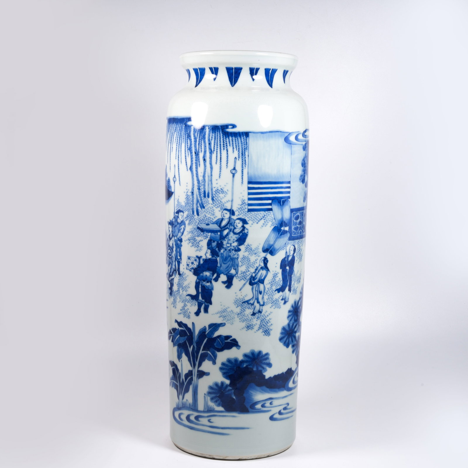 A BLUE AND WHITE CYLINDRICAL VASE WITH FIGURE STORY PATTERN: Blue and White Cylindrical Vase with Figure Story Pattern