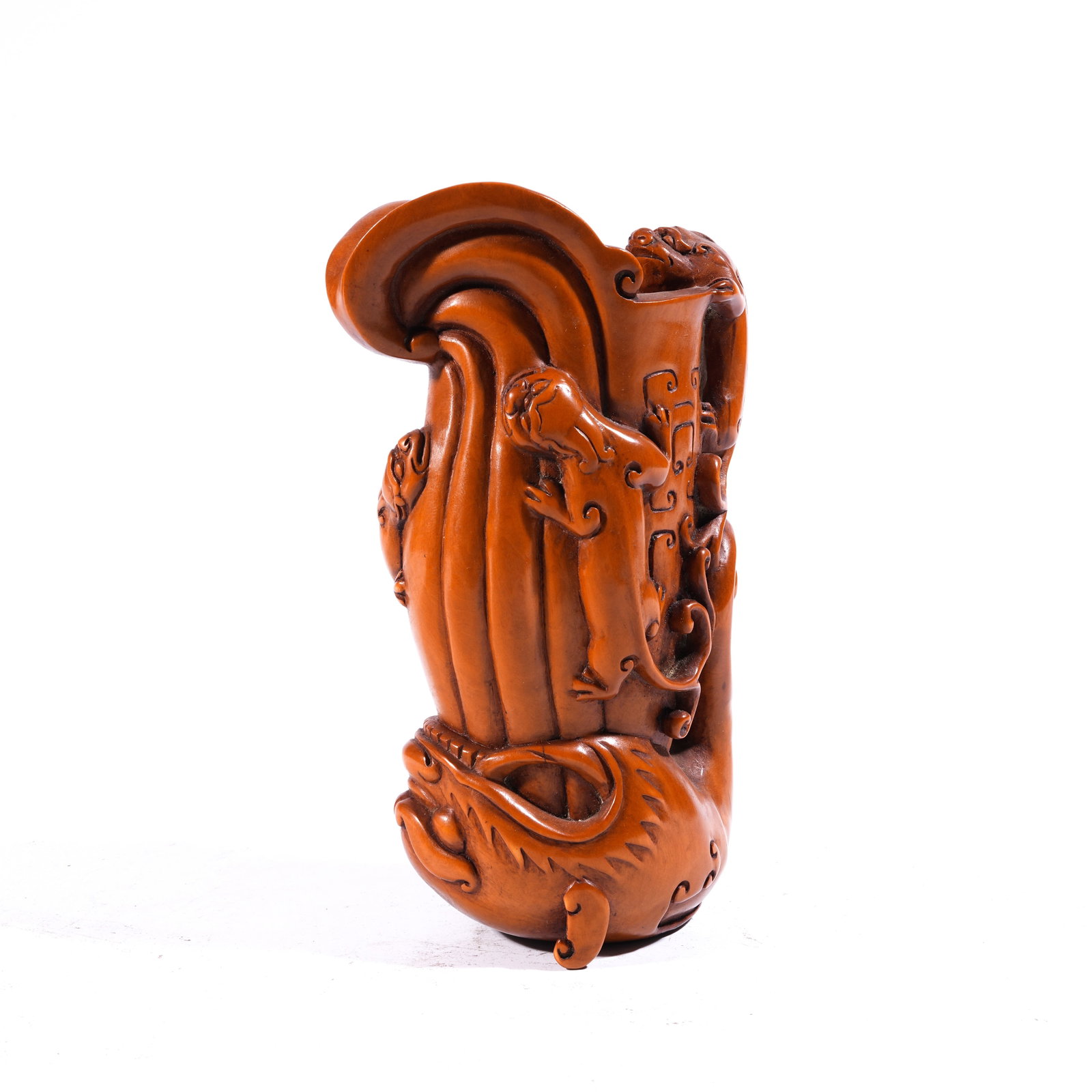 A JUE CUP WITH CHI-DRAGON MOTIF IN HUANGHUALI WOOD: Jue Cup with Chi-Dragon Motif in Huanghuali Wood