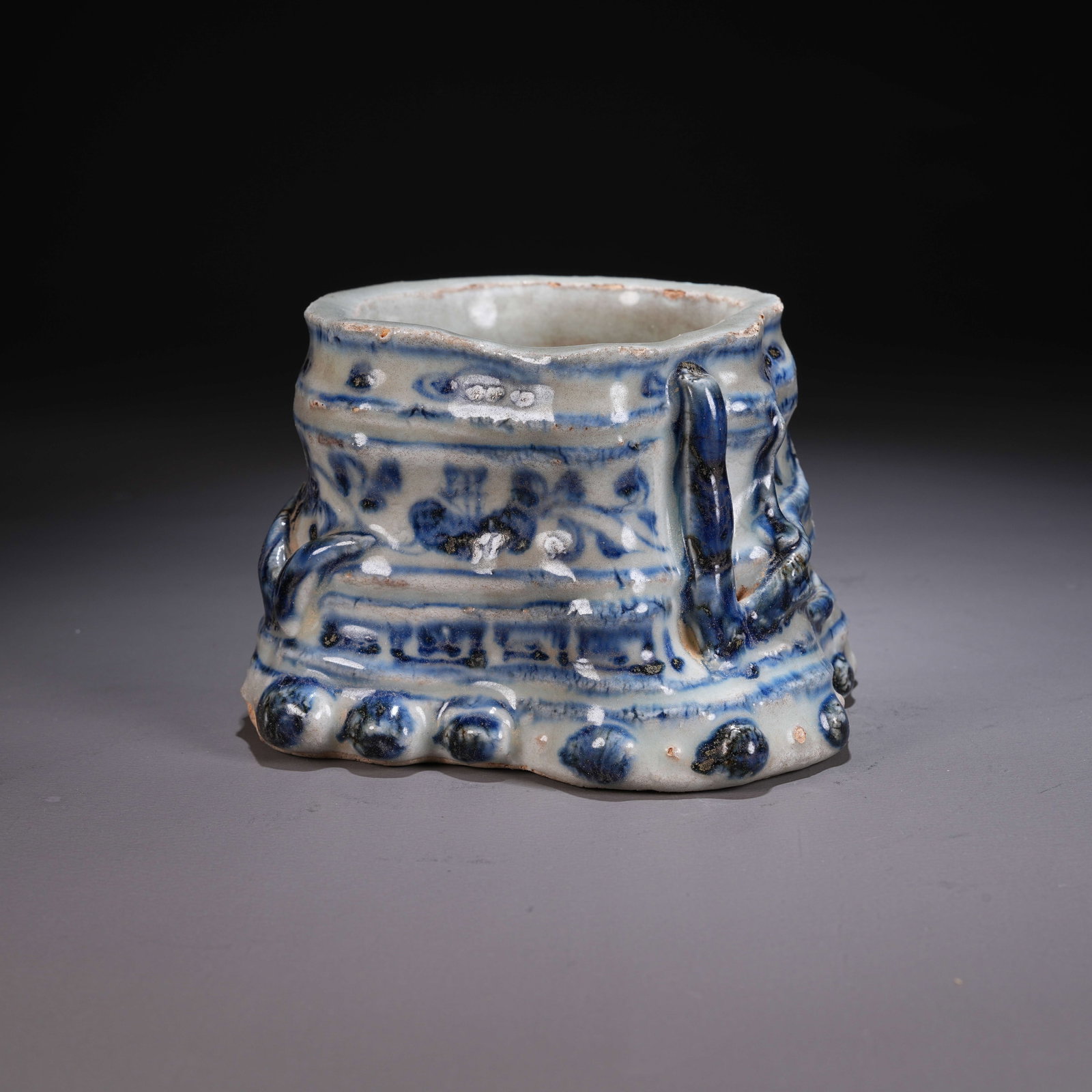 A BLUE-AND-WHITE BAMBOO-FORM BRUSH POT WITH FRUIT MOTIFS (1 of 9)
