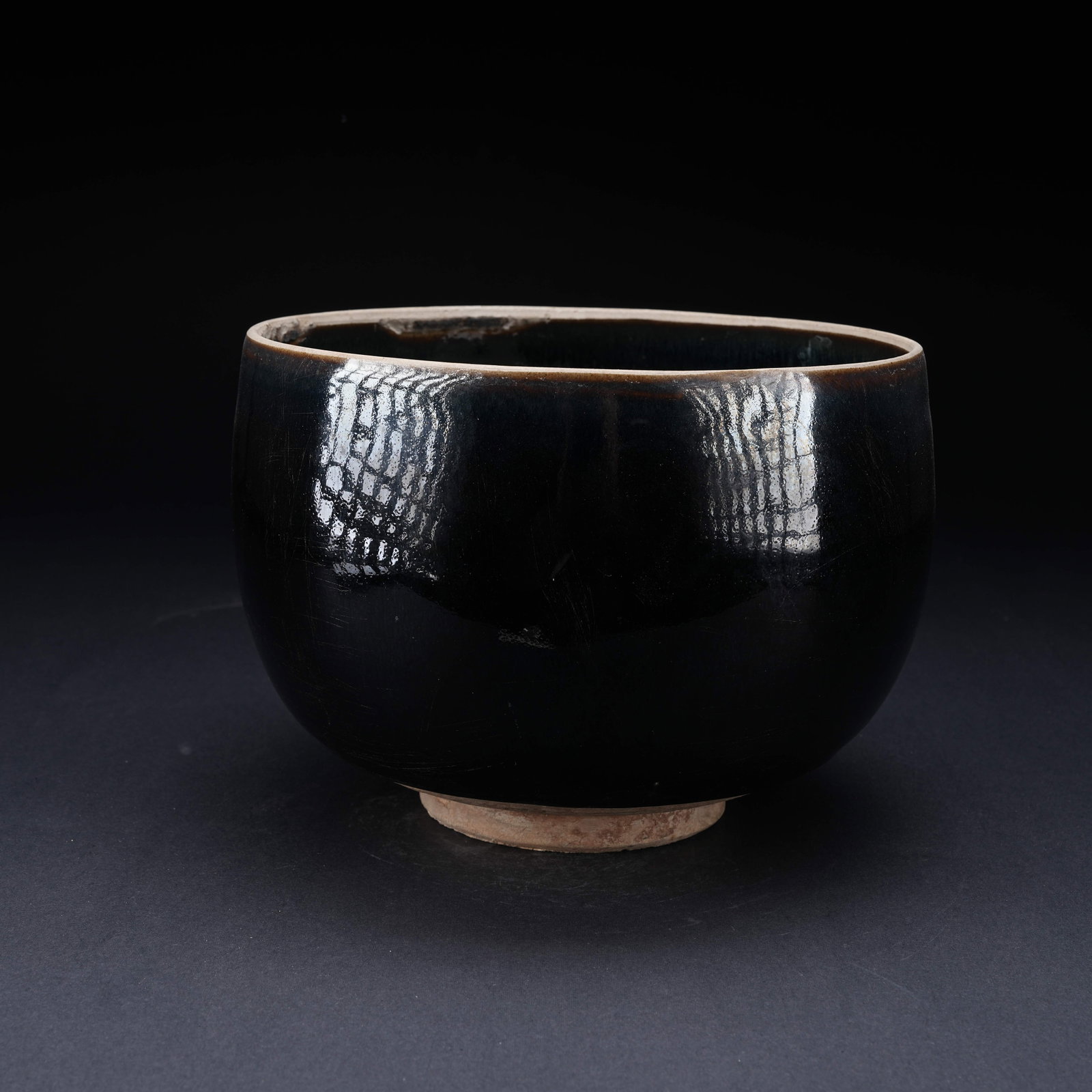 A BLACK GLAZED LARGE INCENSE BURNER (1 of 9)
