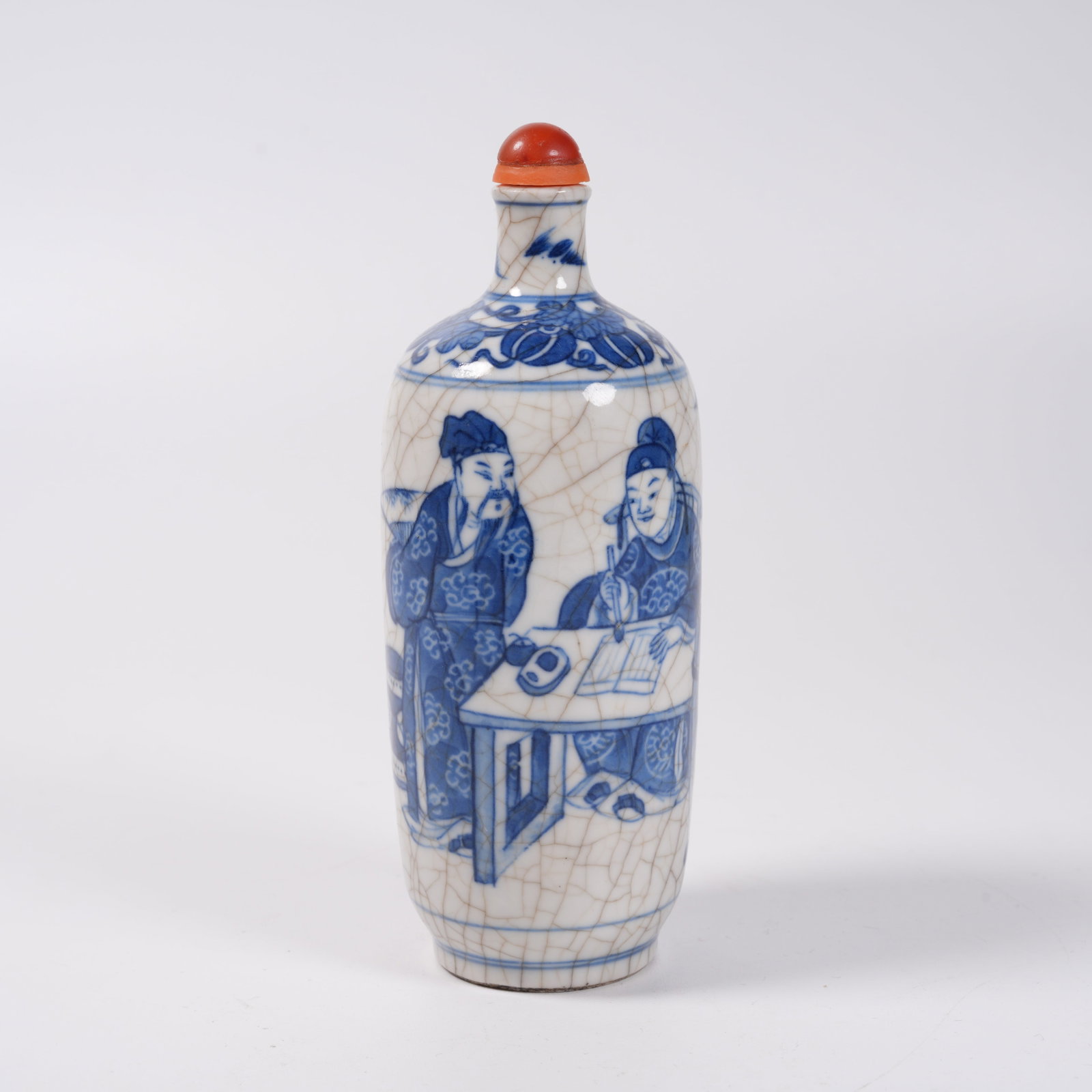 A BLUE AND WHITE SNUFF BOTTLE WITH FIGURE PATTERN (1 of 9)