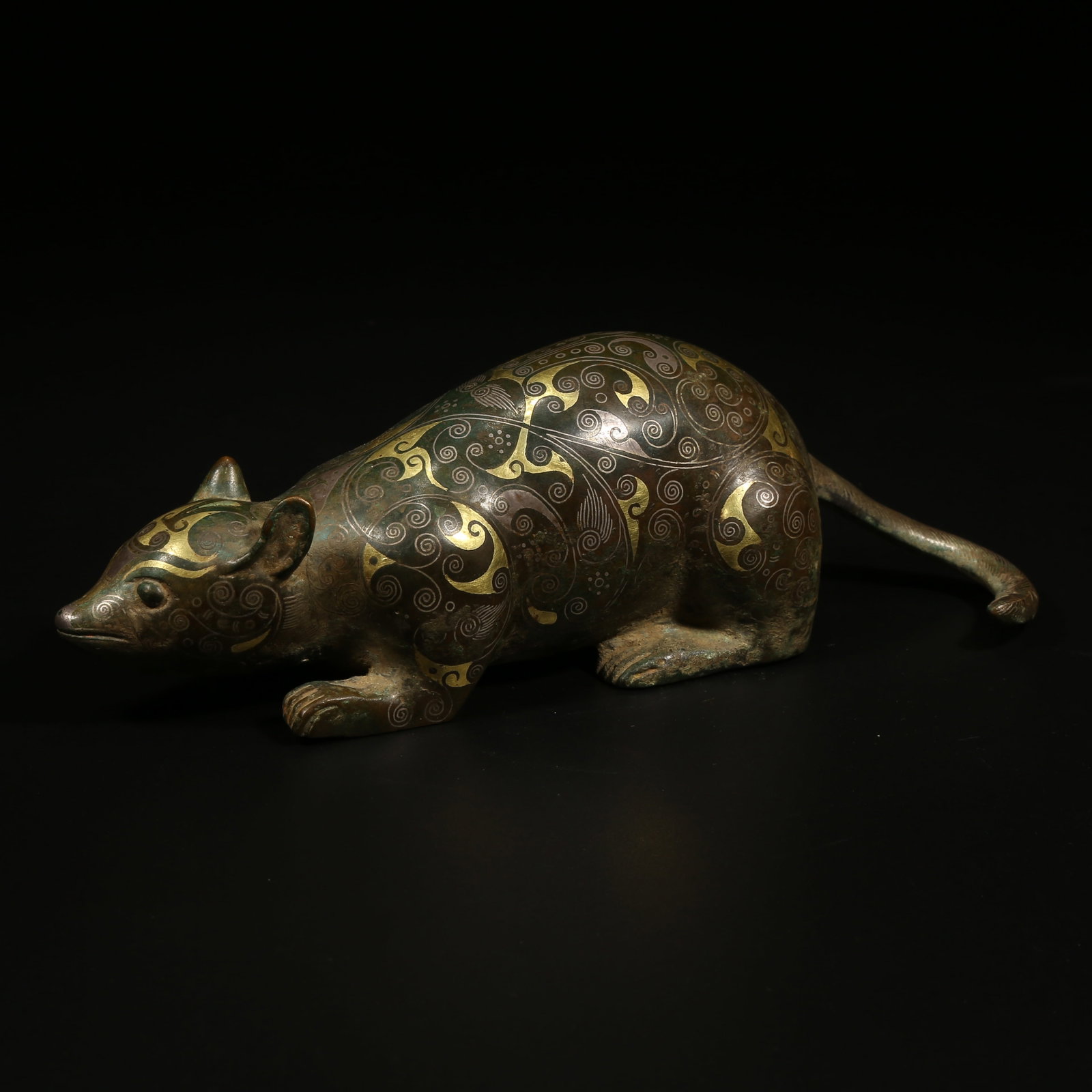 A GILT AND SILVER INLAID BRONZE MONEY MOUSE: Gilt and Silver Inlaid Bronze Money Mouse