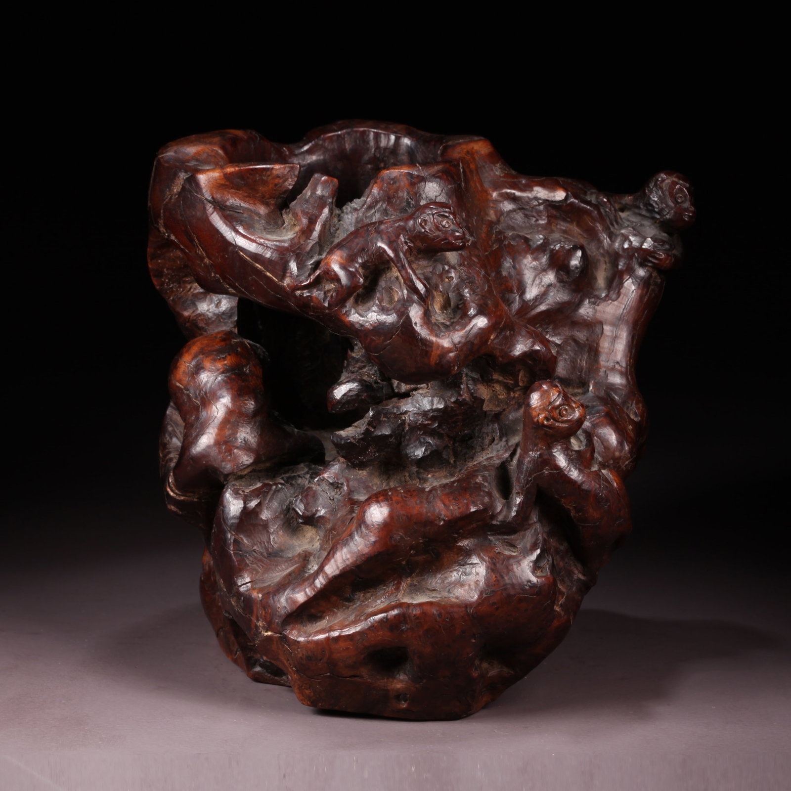 A BURL WOOD BRUSH POT WITH SPIRIT MONKEY PATTERN (1 of 10)