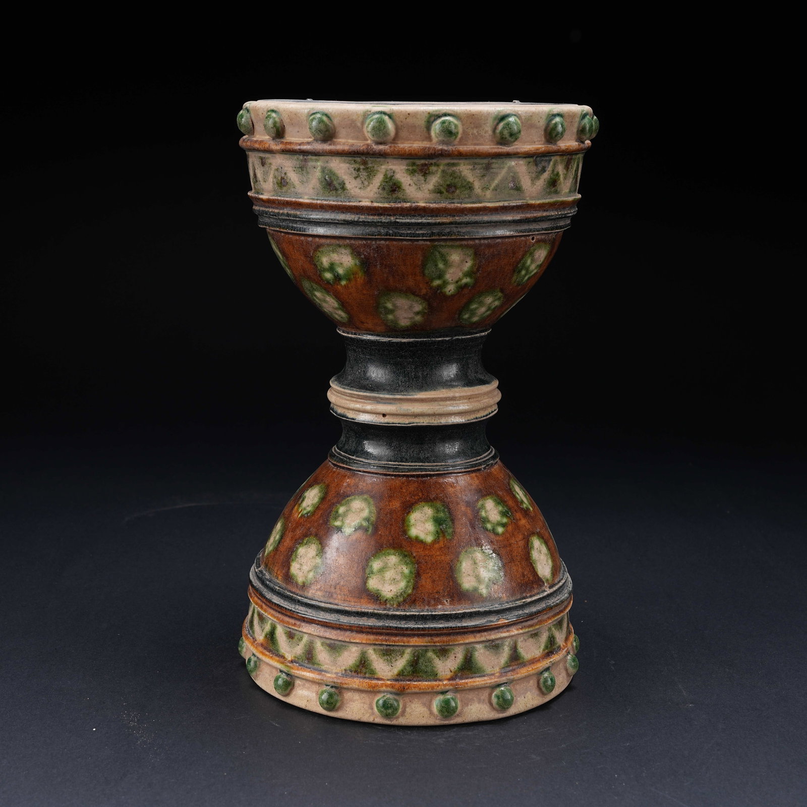 A TANG SANCAI FLORAL PATTERN WAIST DRUM (1 of 9)