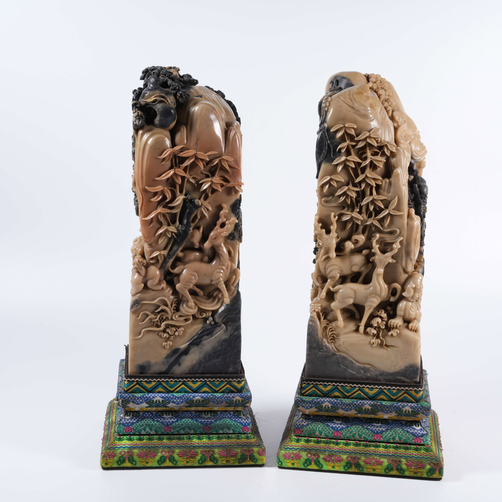A SET OF INGENIOUSLY CARVED SHOUSHAN STONE SEALS WITH PINE AND CRANE LONGEVITY PATTERN (1 of 18)