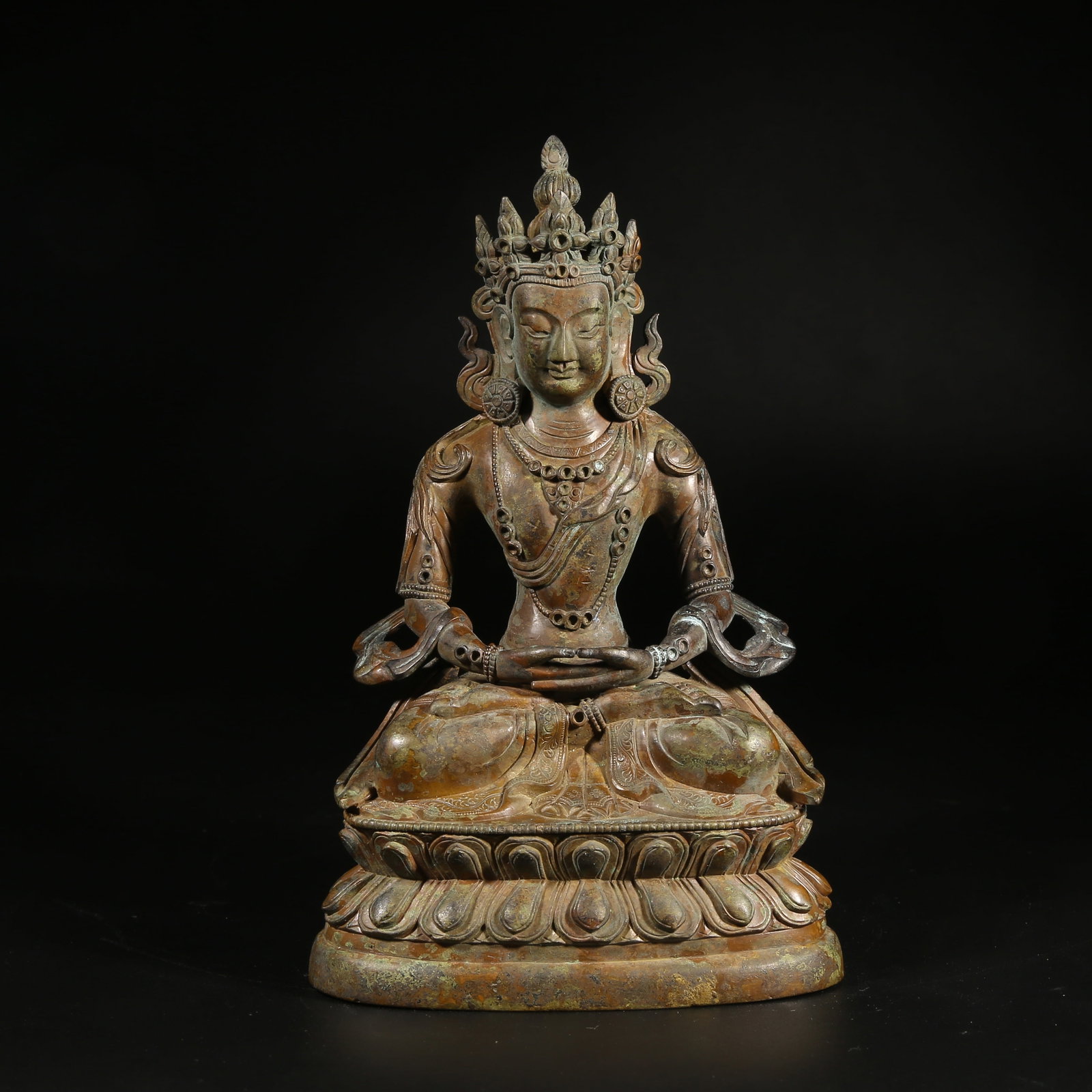 A BRONZE STATUE OF AMITAYUS (1 of 8)