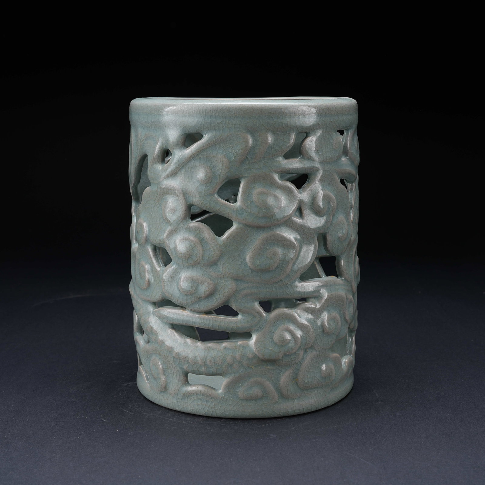 A RU KILN OPENWORK LARGE BRUSH HOLDER WITH CLOUD AND DRAGON PATTERN (1 of 9)