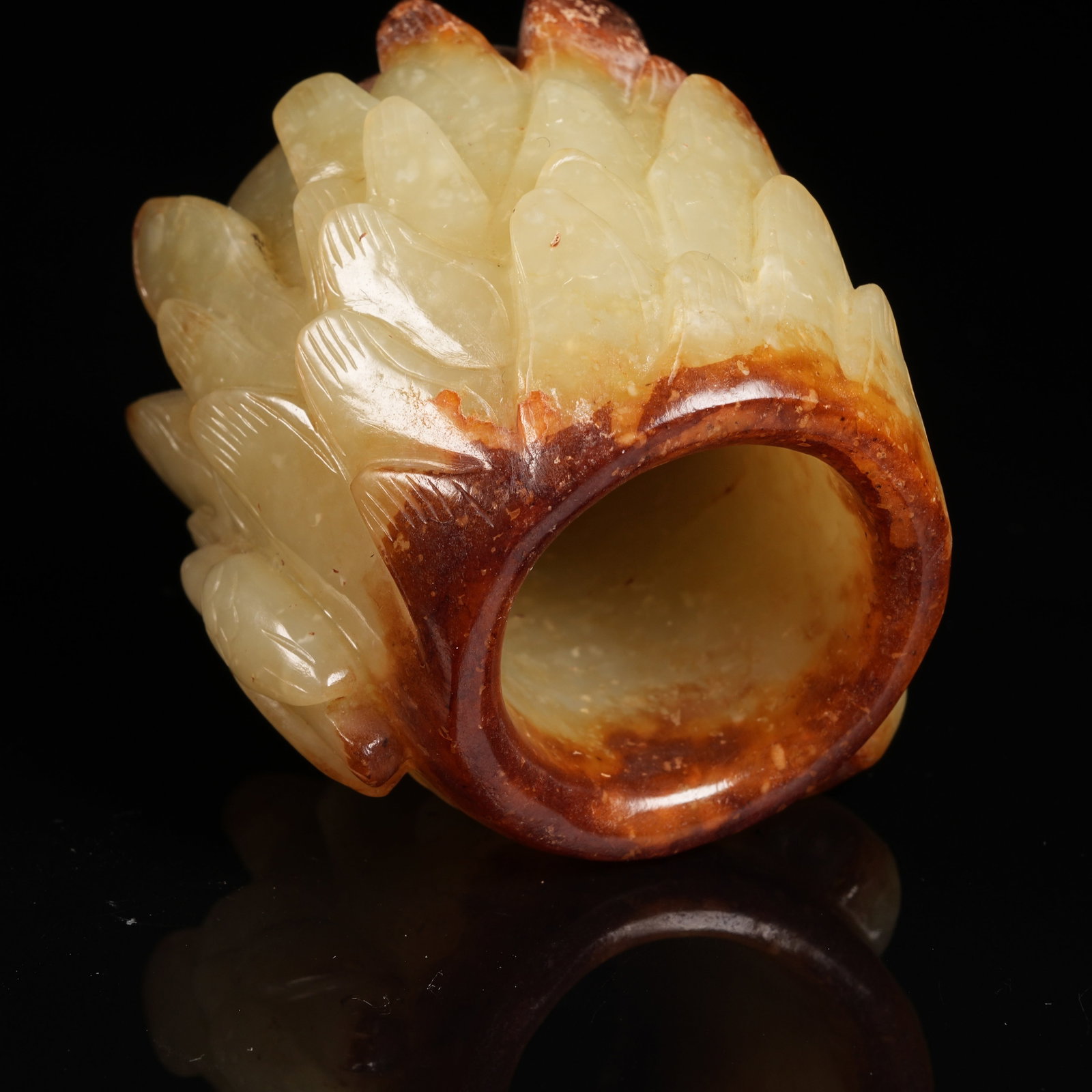 A ANCIENT JADE PHOENIX PATTERN THUMB RING - 10