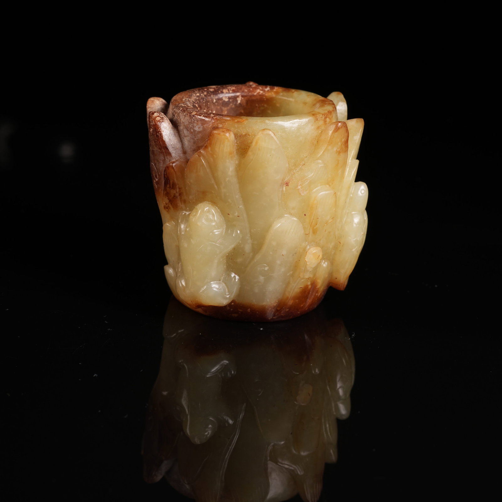 A ANCIENT JADE PHOENIX PATTERN THUMB RING - 2