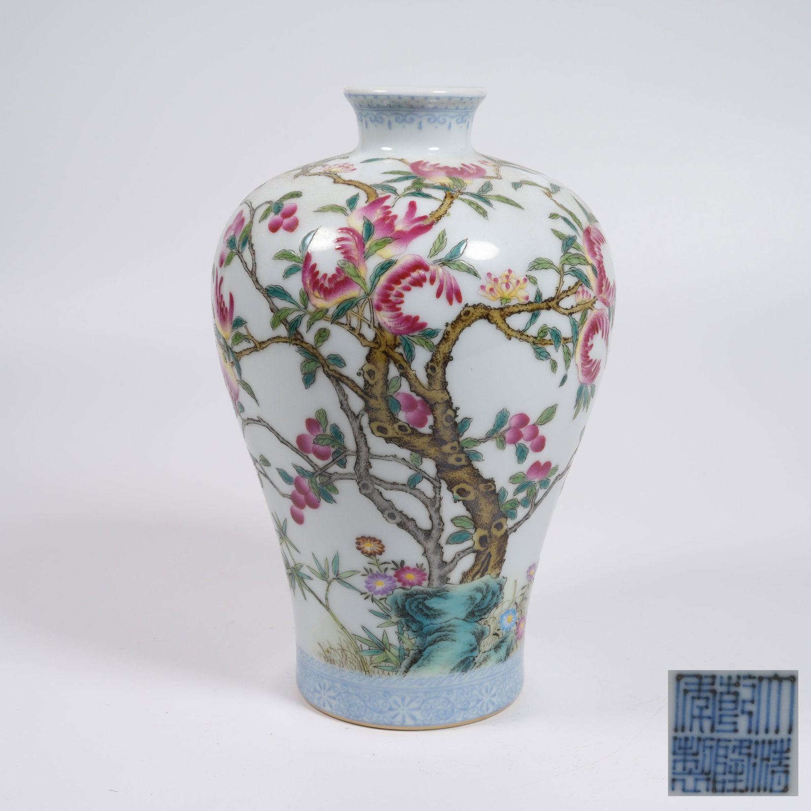 A FAMILLE ROSE PLUM VASE WITH FLORAL AND AUSPICIOUS FRUIT PATTERN (1 of 9)