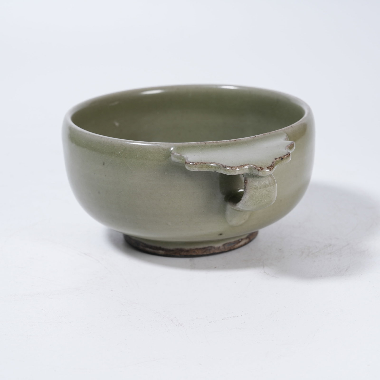 A CELADON HANDLED CUP - 4
